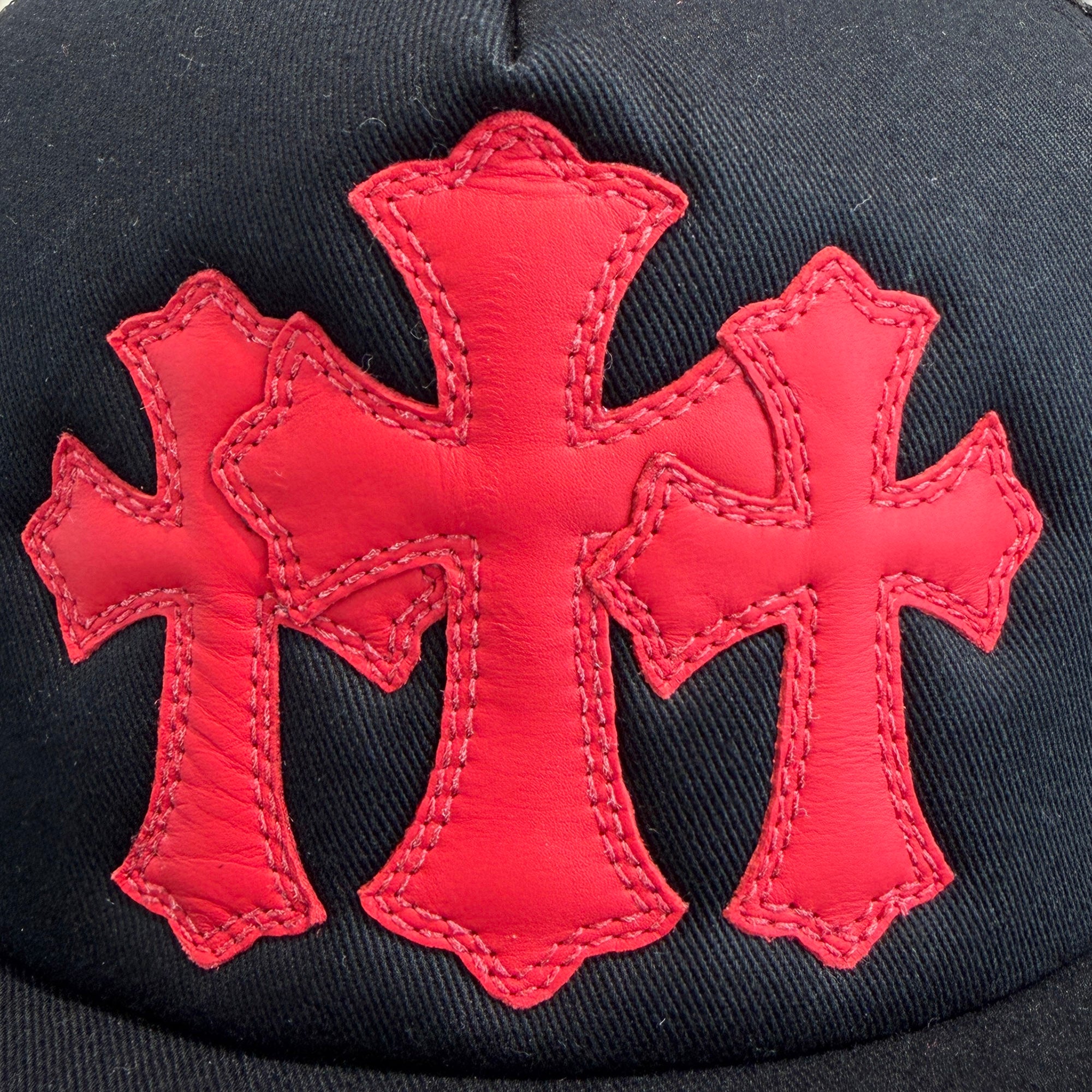 CHROME HEARTS Triple Cross Patch Trucker Cap ONE SIZE (51-61) クロムハーツ トリプルクロスパッチ トラッカーキャップ ONE SIZE (51-61)