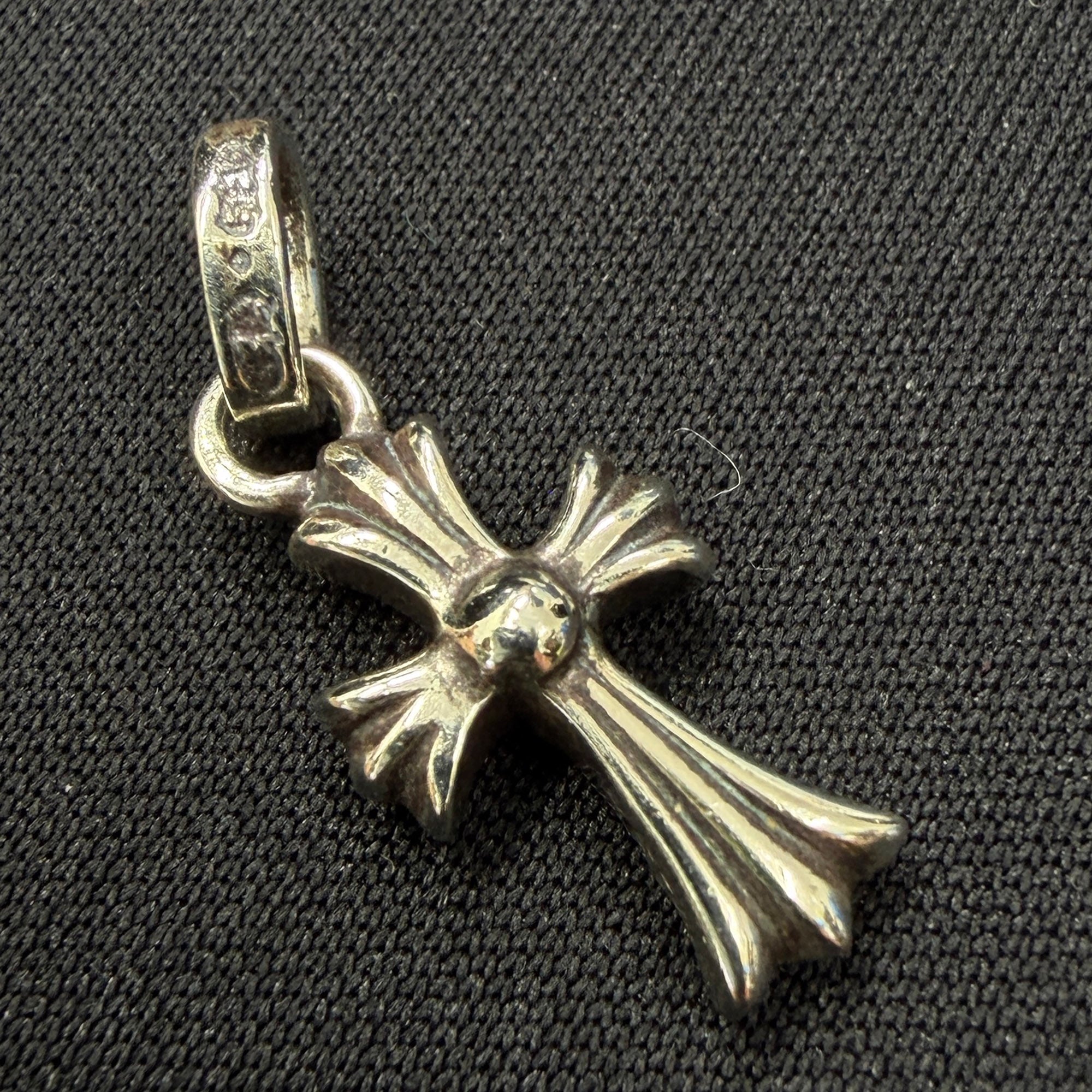 CHROME HEARTS CH Cross Baby Fat Charm Pave Diamond クロムハーツ CHクロス ベビーファット チャーム パヴェダイヤモンド