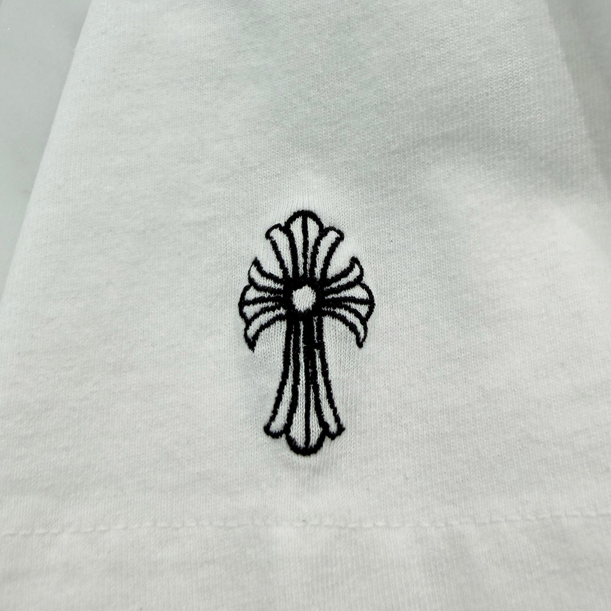 CHROME HEARTS Y NOT Vertical Logo Cross Embroidery Tee Size L クロムハーツ ワイノット バーティカルロゴ クロス刺繍 Tシャツ サイズL