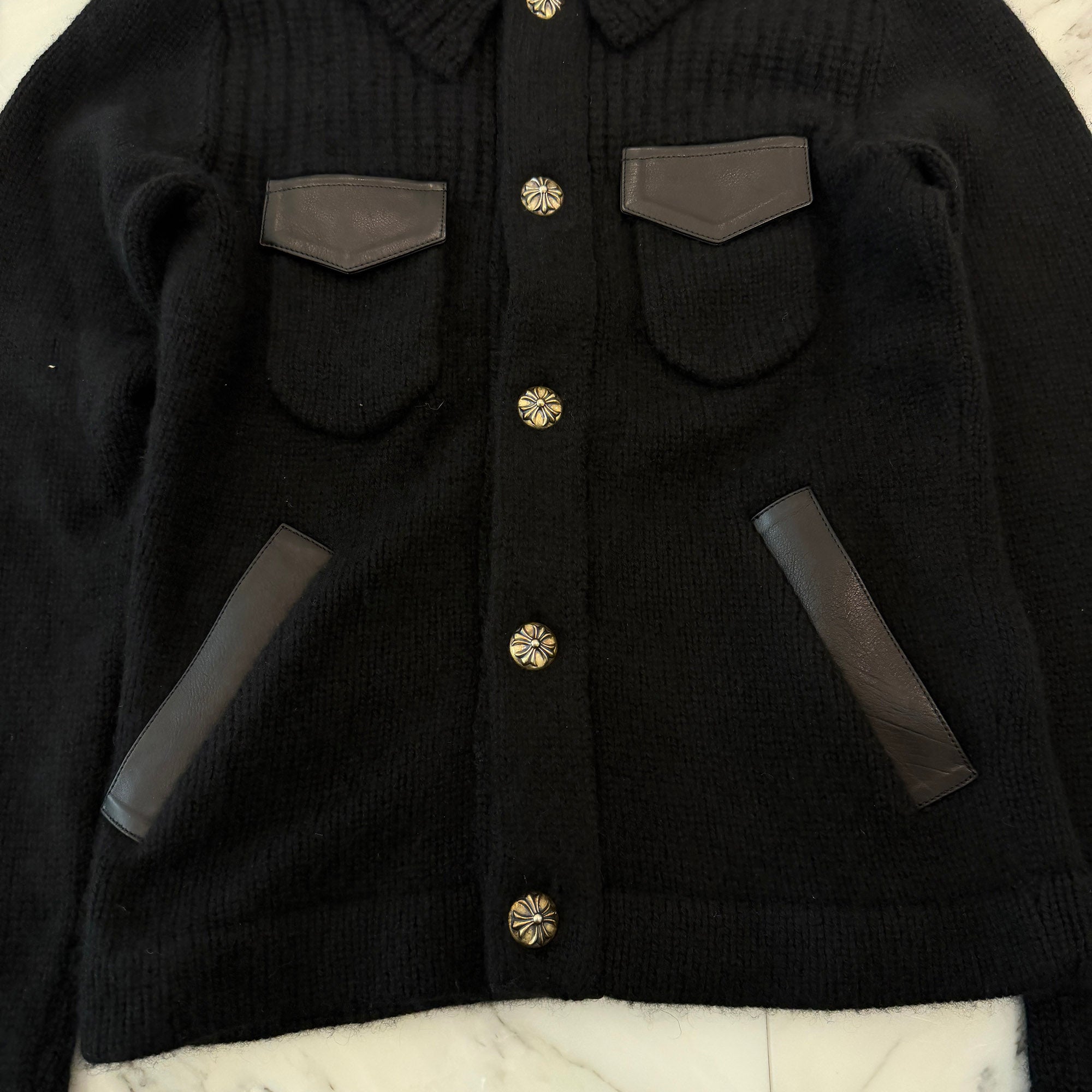 CHROME HEARTS Cross Ball Button Leather Pocket Cashmere Knit Cardigan Size SM クロムハーツ クロスボールボタン レザーポケット カシミヤニットカーディガン サイズSM