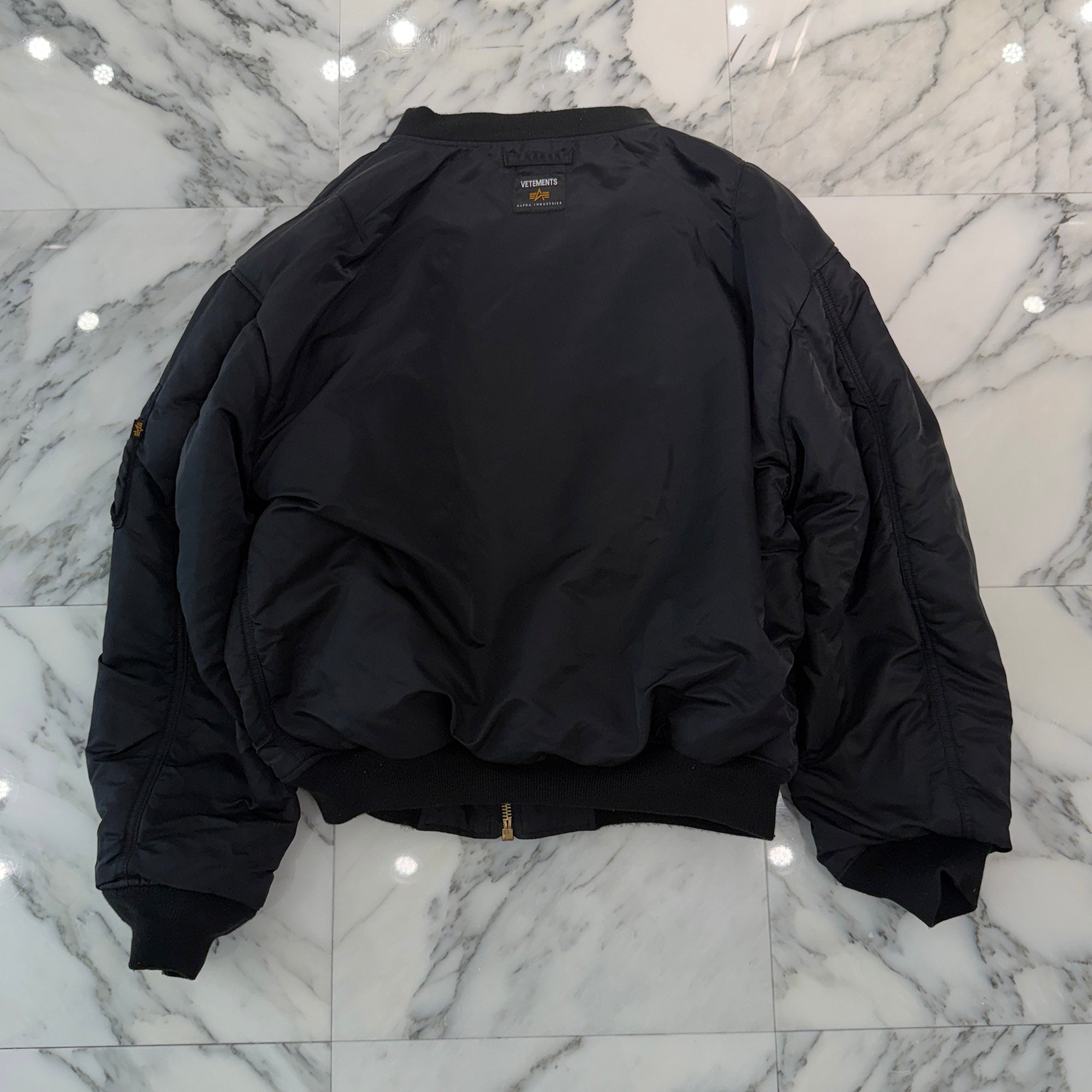 VETEMENTS × ALPHA INDUSTRIES 2018AW Reversible Patchwork Oversized Bomber Jacket UAH19JA303 Size XS ヴェトモン×アルファ インダストリーズ リバーシブル パッチワーク オーバーサイズ ボンバージャケット サイズXS