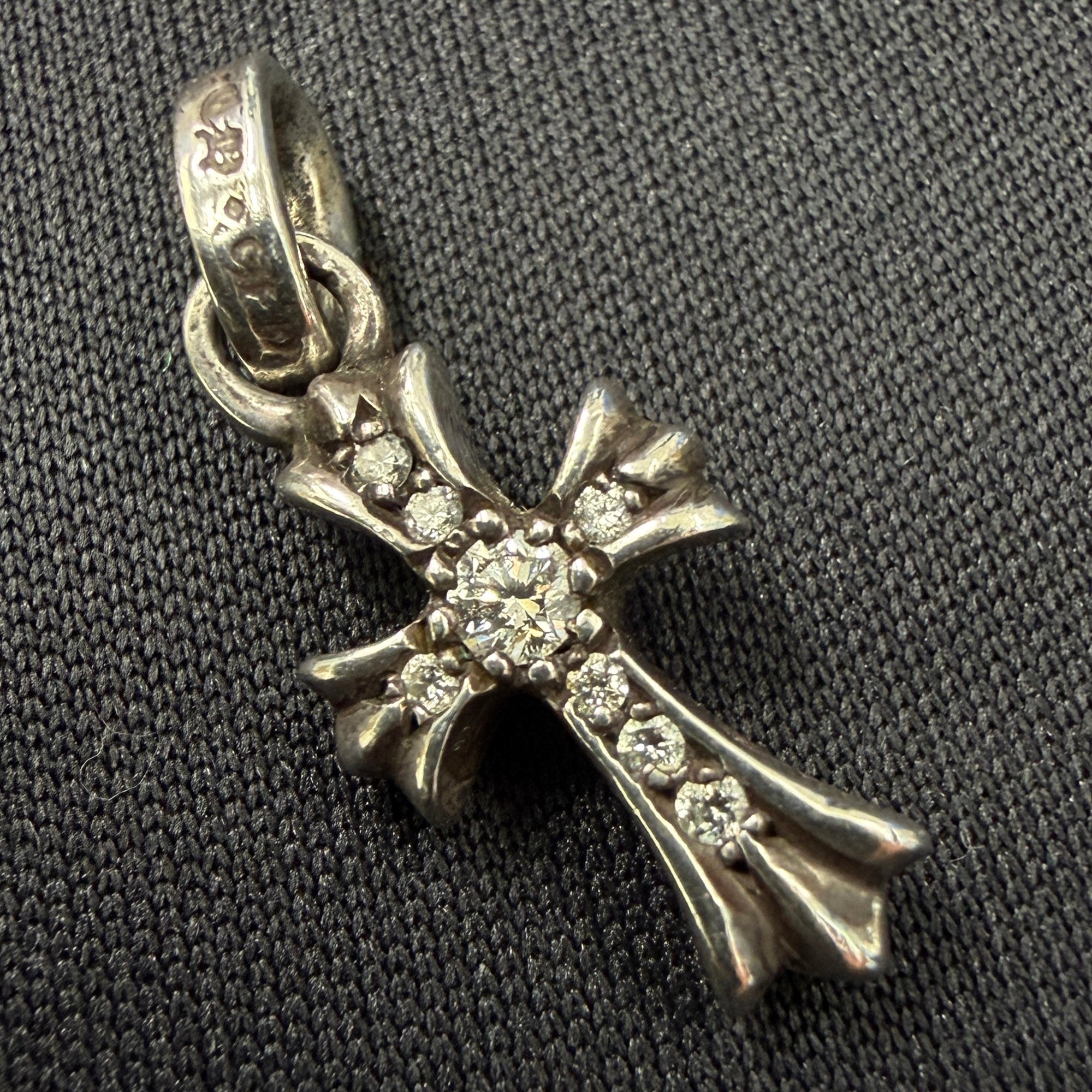 CHROME HEARTS CH Cross Baby Fat Charm Pave Diamond クロムハーツ CHクロス ベビーファット チャーム パヴェダイヤモンド