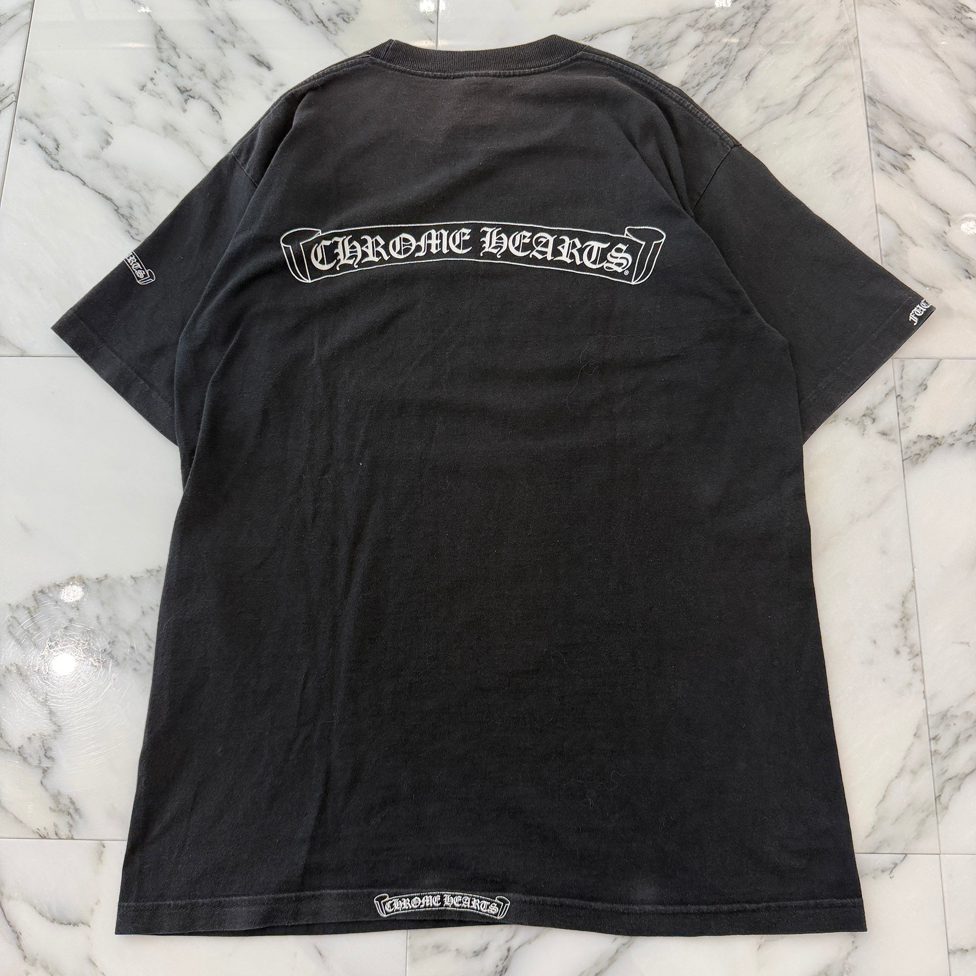 CHROME HEARTS Vertical Logo Back Scroll Tee Size L クロムハーツ バーティカルロゴ バックスクロール Tシャツ サイズL