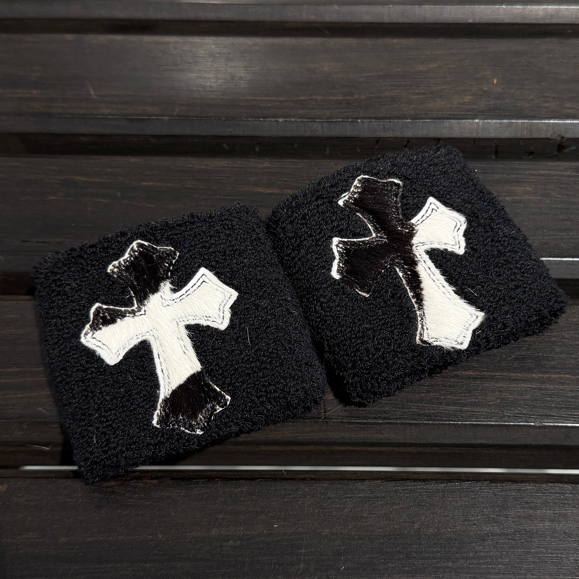 CHROME HEARTS Harako Leather Cross Patch Wrist Band Size ONE SIZE (7cm) クロムハーツ ハラコレザー クロスパッチ リストバンド サイズONE SIZE（7cm）