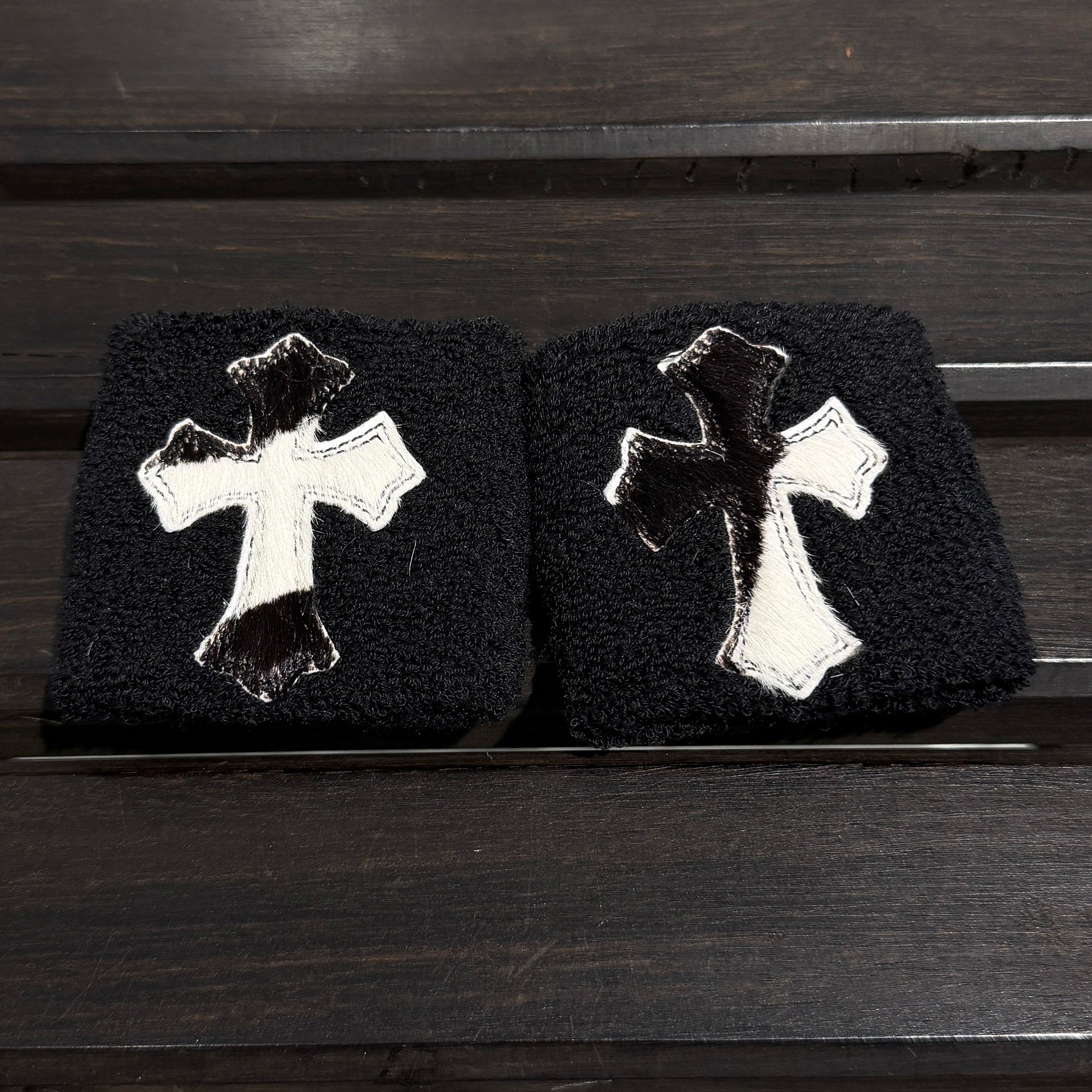 CHROME HEARTS Harako Leather Cross Patch Wrist Band Size ONE SIZE (7cm) クロムハーツ ハラコレザー クロスパッチ リストバンド サイズONE SIZE（7cm）