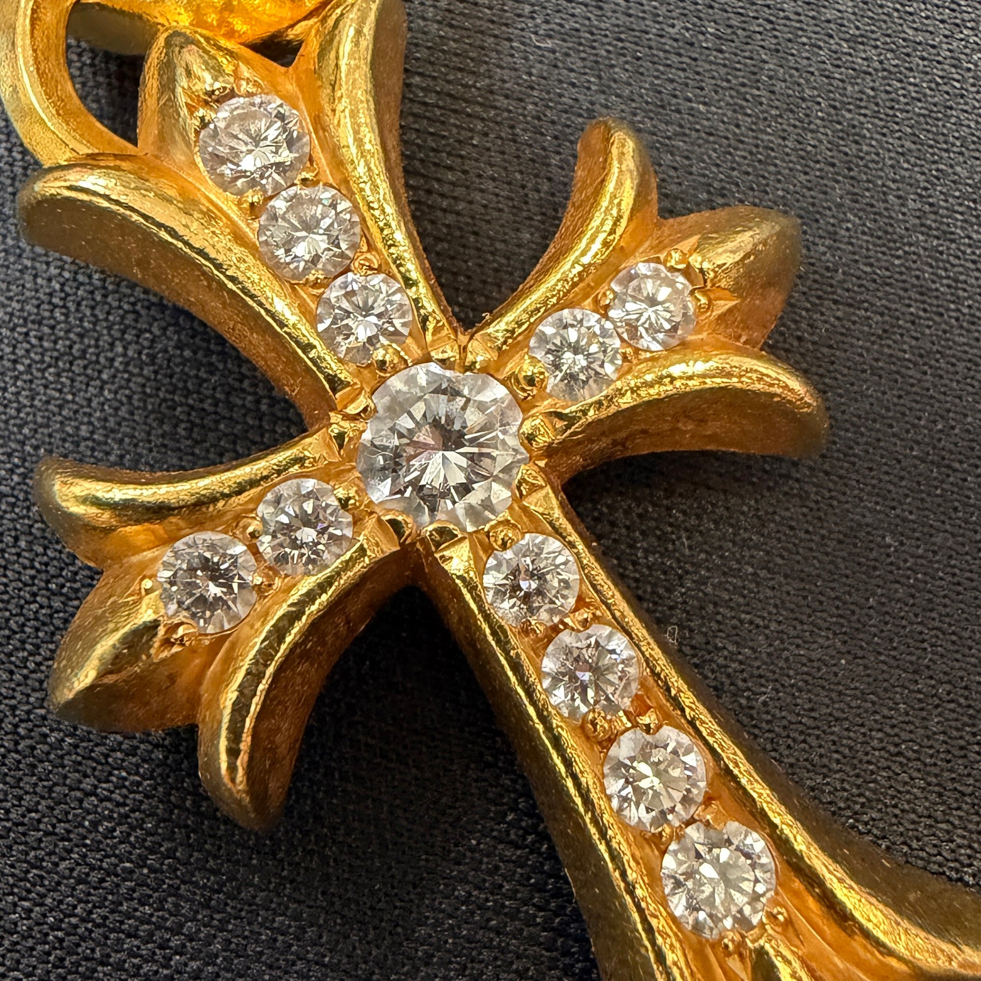 CHROME HEARTS 22K Small CH Cross Pave Diamond With Bail Pendent Top クロムハーツ 22K スモール CHクロス パヴェダイヤモンド ウィズ ベイル ペンダントトップ