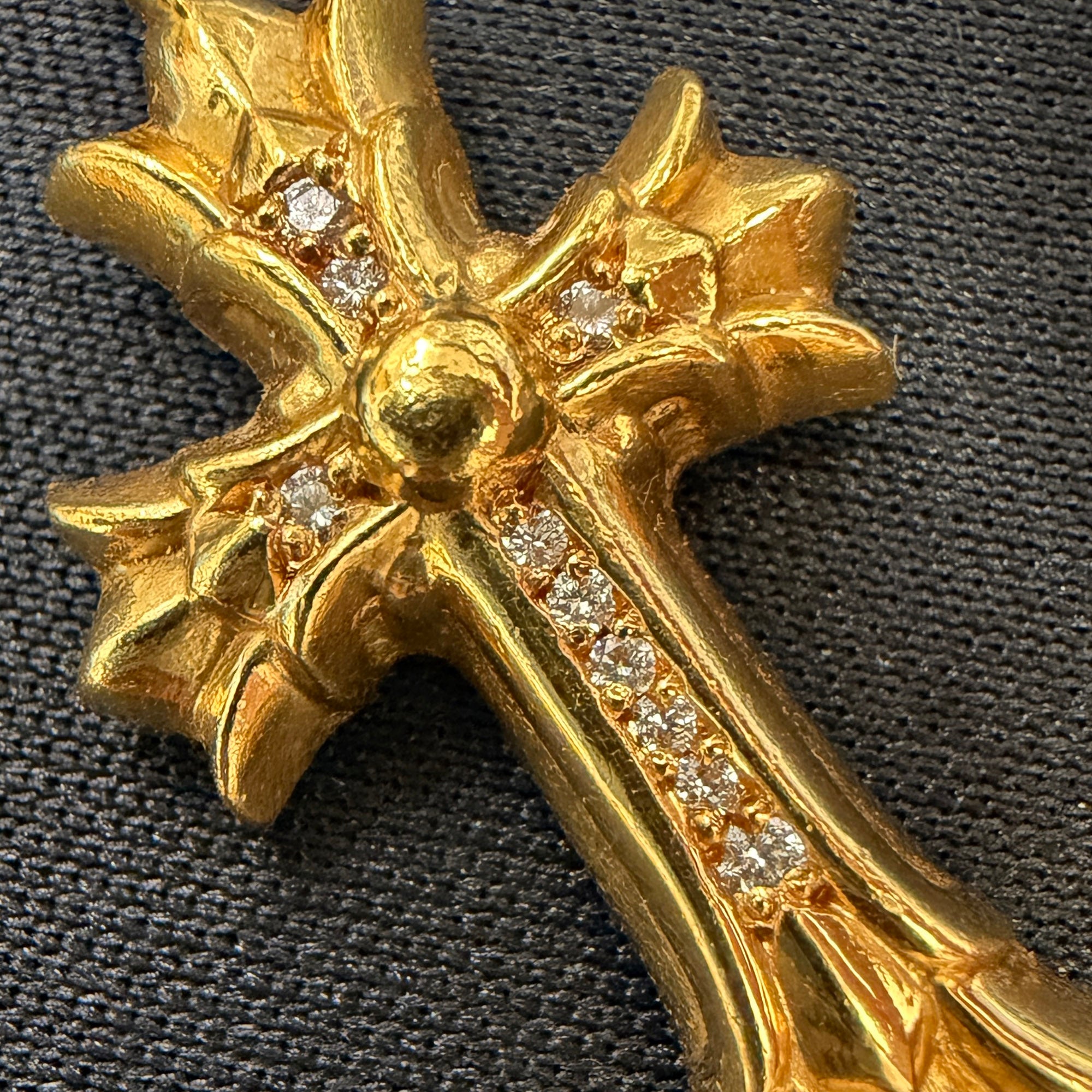 CHROME HEARTS 22K Double CH Cross Charm Pave Diamond Pendant Top クロムハーツ 22K ダブルCHクロス チャーム パヴェダイヤモンド ペンダントトップ