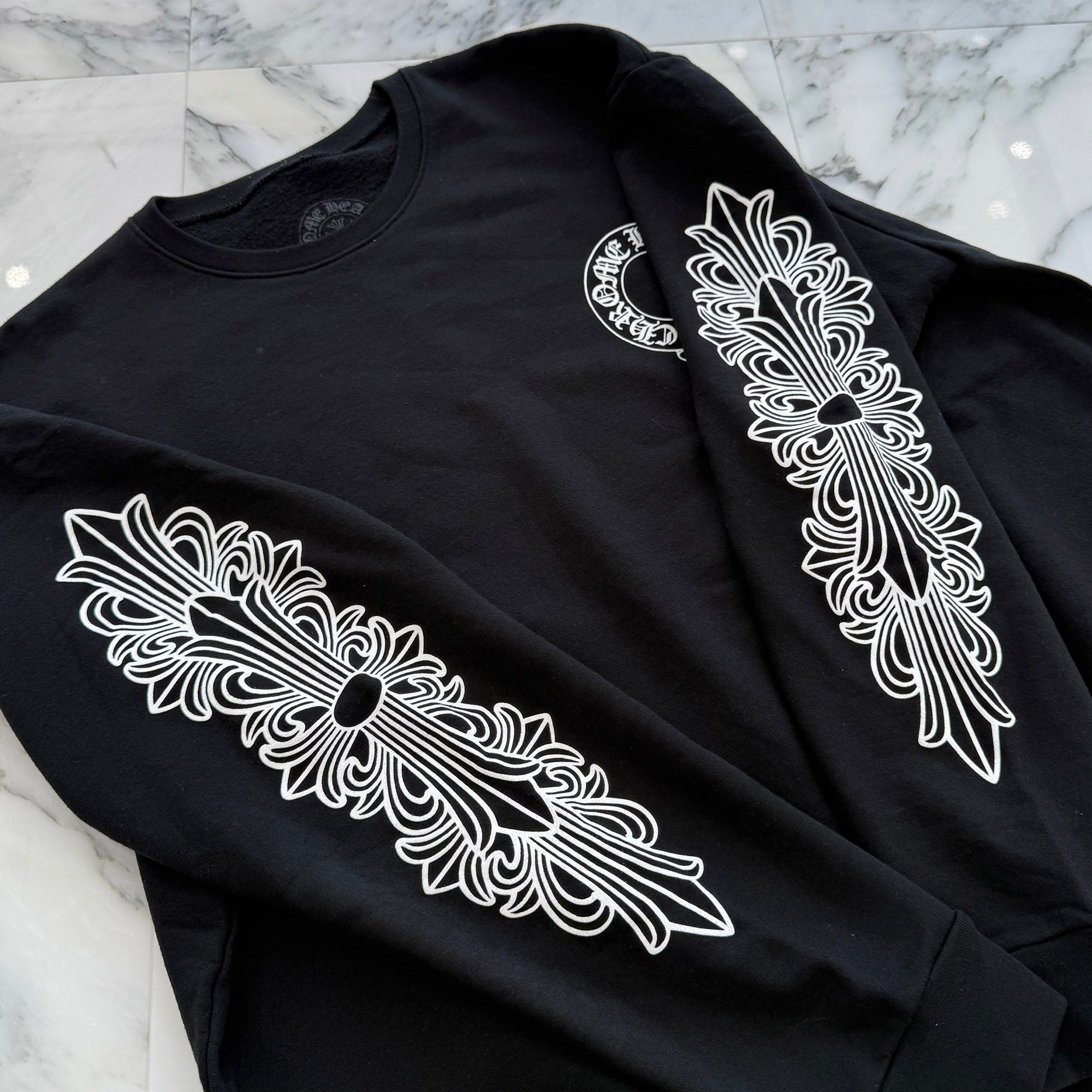 CHROME HEARTS Floral Cross Horseshoe Crewneck Sweat Shirts Size L クロムハーツ フローラルクロス ホースシュー クルーネック スウェットシャツ サイズL