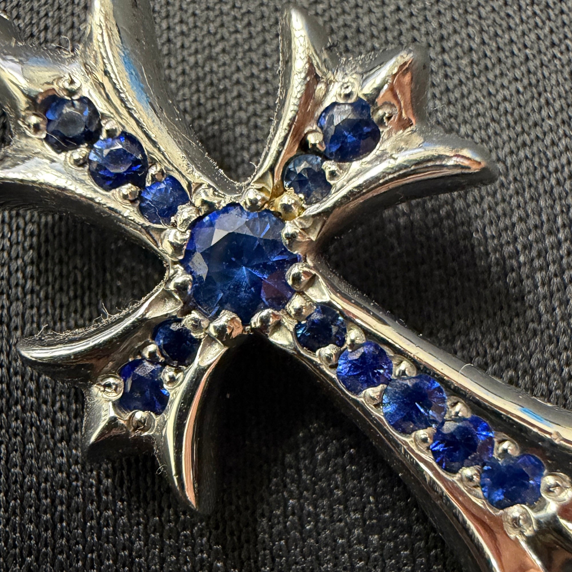 CHROME HEARTS 18K WG Tiny Fat Cross Pave Blue Sapphire Pendant Top クロムハーツ 18K ホワイトゴールド クロムハーツ タイニーファットクロス パヴェブルーサファイア ペンダントトップ