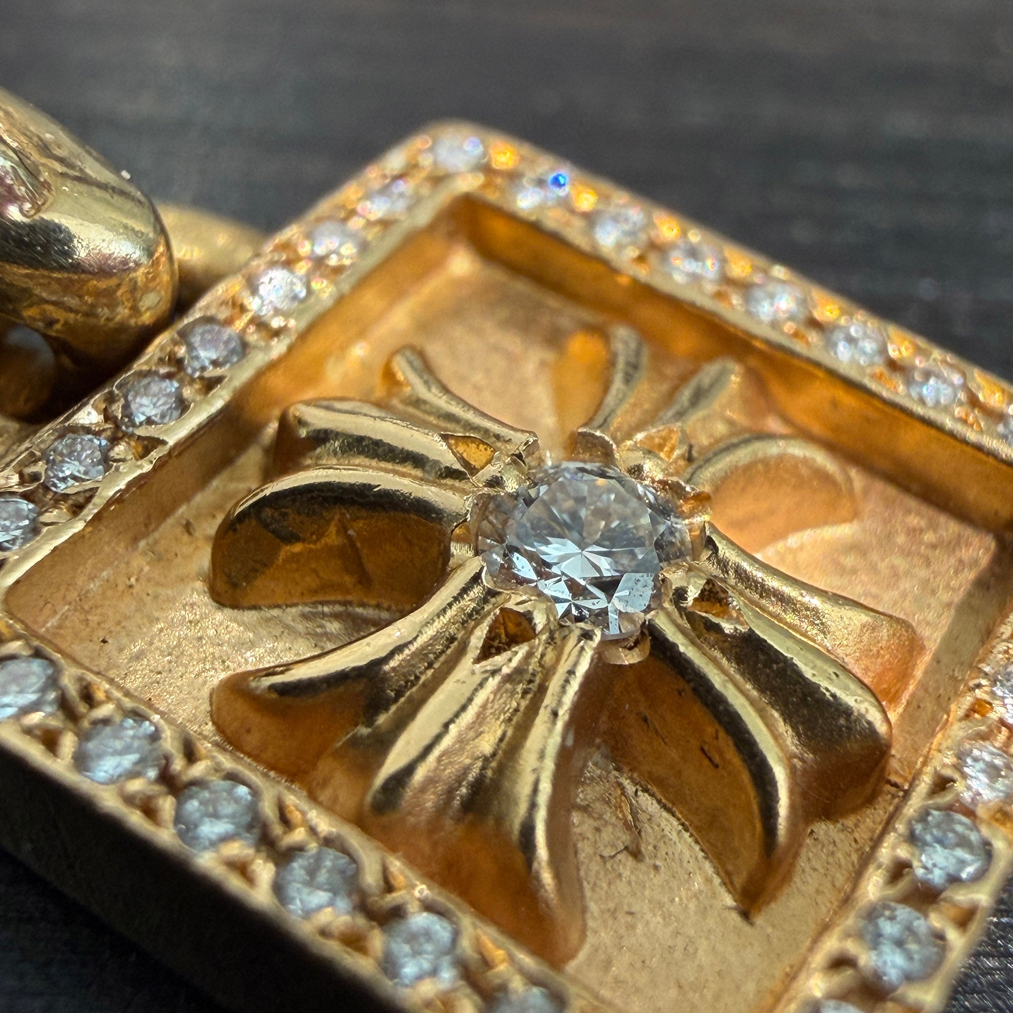 CHROME HEARTS 22K FRAMED CH PLUS Charm Pave Diamond クロムハーツ 22K フレームド CHプラス チャーム パヴェダイヤモンド