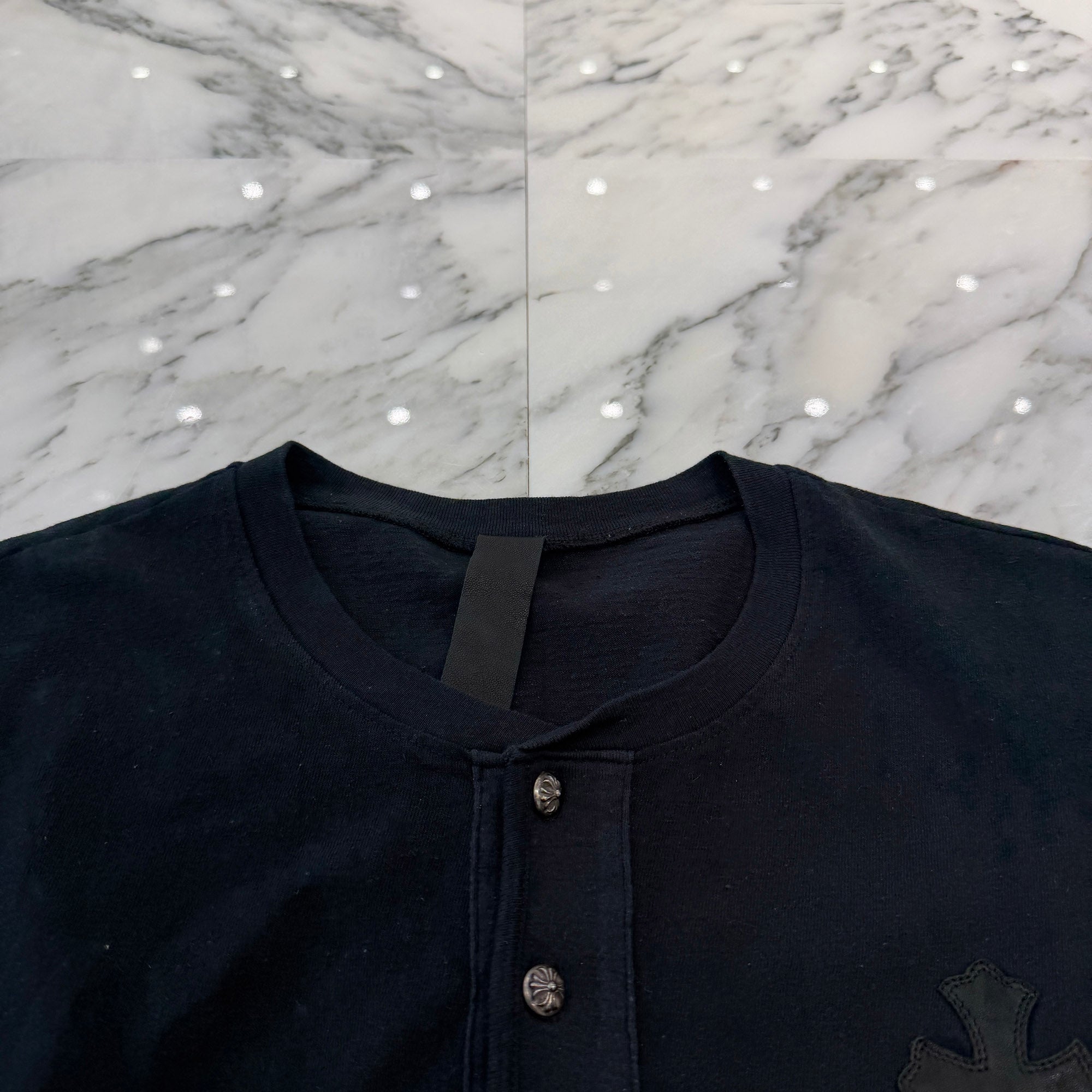 CHROME HEARTS Y NOT 1 Cross Leather Patch Henry Neck Tee Size XL クロムハーツ ワイノット 1 クロスレザーパッチ ヘンリーネック Tシャツ サイズXL