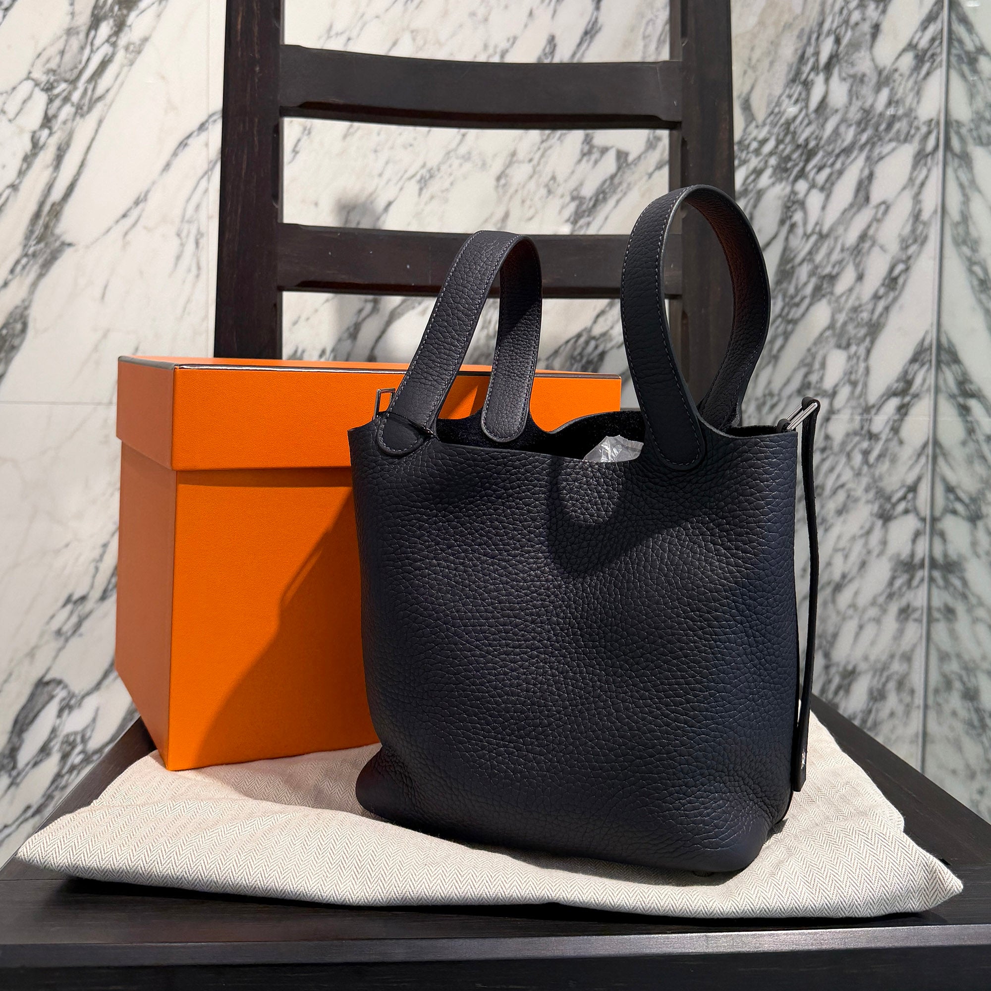 HERMES Picotin Lock PM "Bleu Nuit" G刻印 エルメス ピコタンロック PM "ブルー ニュイ" G刻印