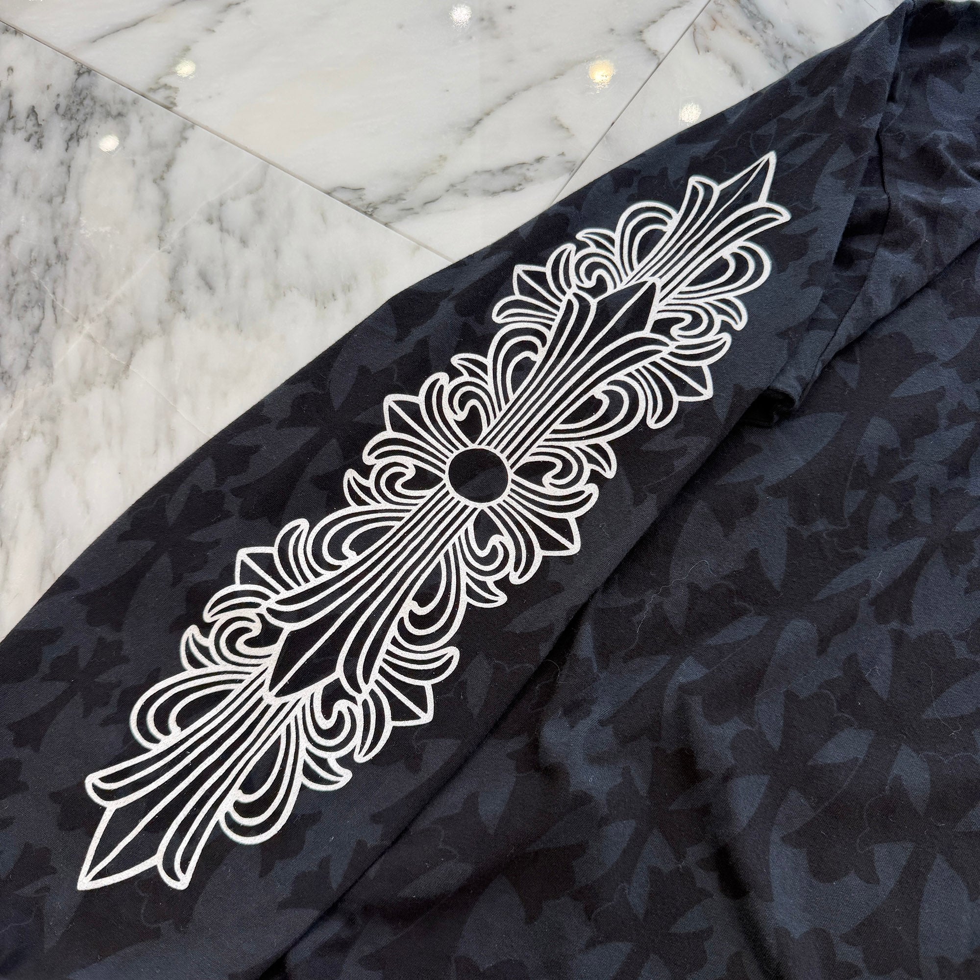 CHROME HEARTS 2024SS Graveyard Cemetery Cross Long Sleeve Tee Size XL クロムハーツ グレイブヤード セメタリークロス ロングスリーブTシャツ サイズXL