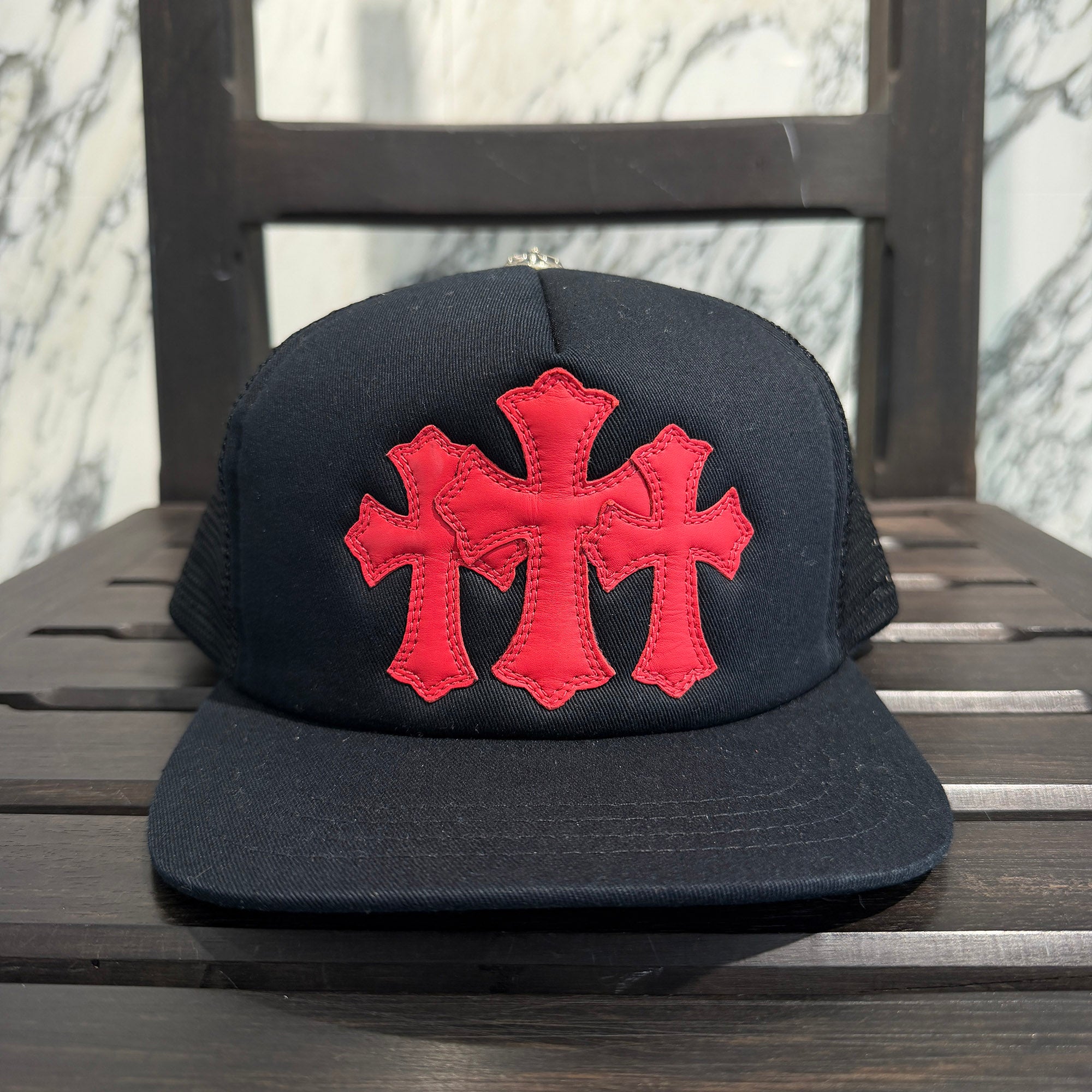 CHROME HEARTS Triple Cross Patch Trucker Cap ONE SIZE (51-61) クロムハーツ トリプルクロスパッチ トラッカーキャップ ONE SIZE (51-61)
