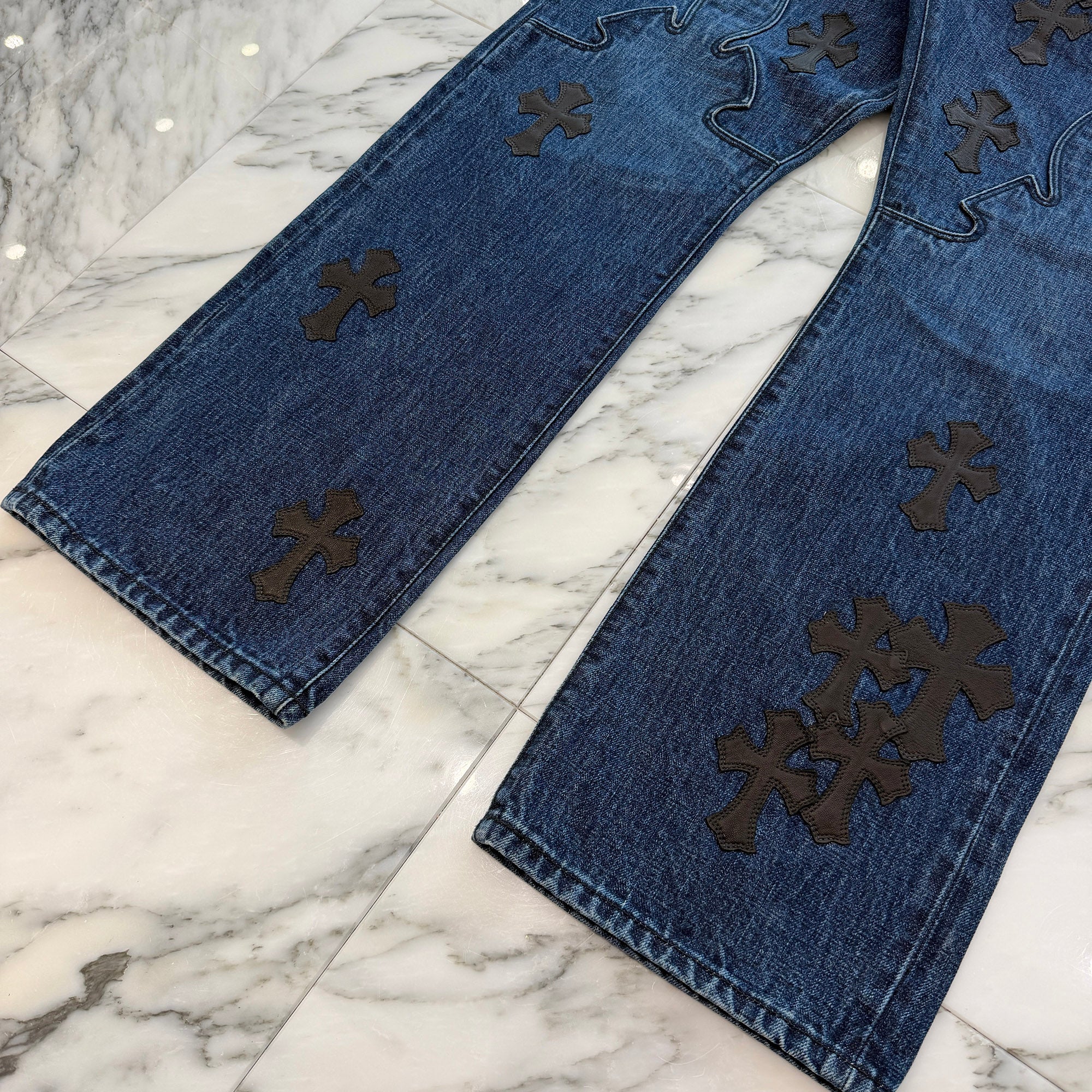 CHROME HEARTS Flare Knee Cemetery Cross Leather Patch Denim Pants Size 36 クロムハーツ フレアニー セメタリークロスレザーパッチ デニムパンツ サイズ36