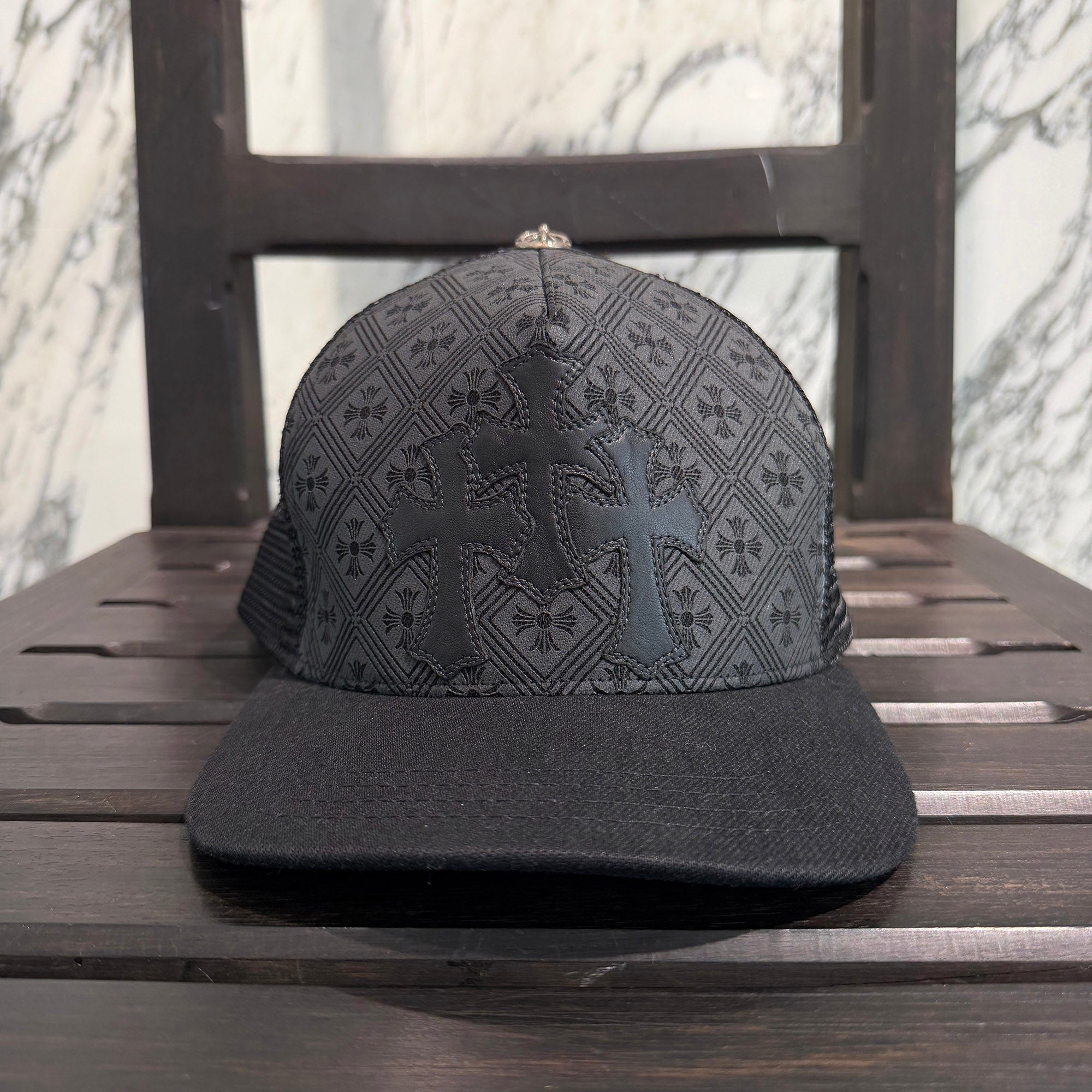 CHROME HEARTS Triple Cross Leather Patch CH Plus Trucker Cap Size ONE SIZE (53-60) クロムハーツ トリプルクロス レザーパッチ CHプラス トラッカーキャップ サイズONE SIZE (53-60)