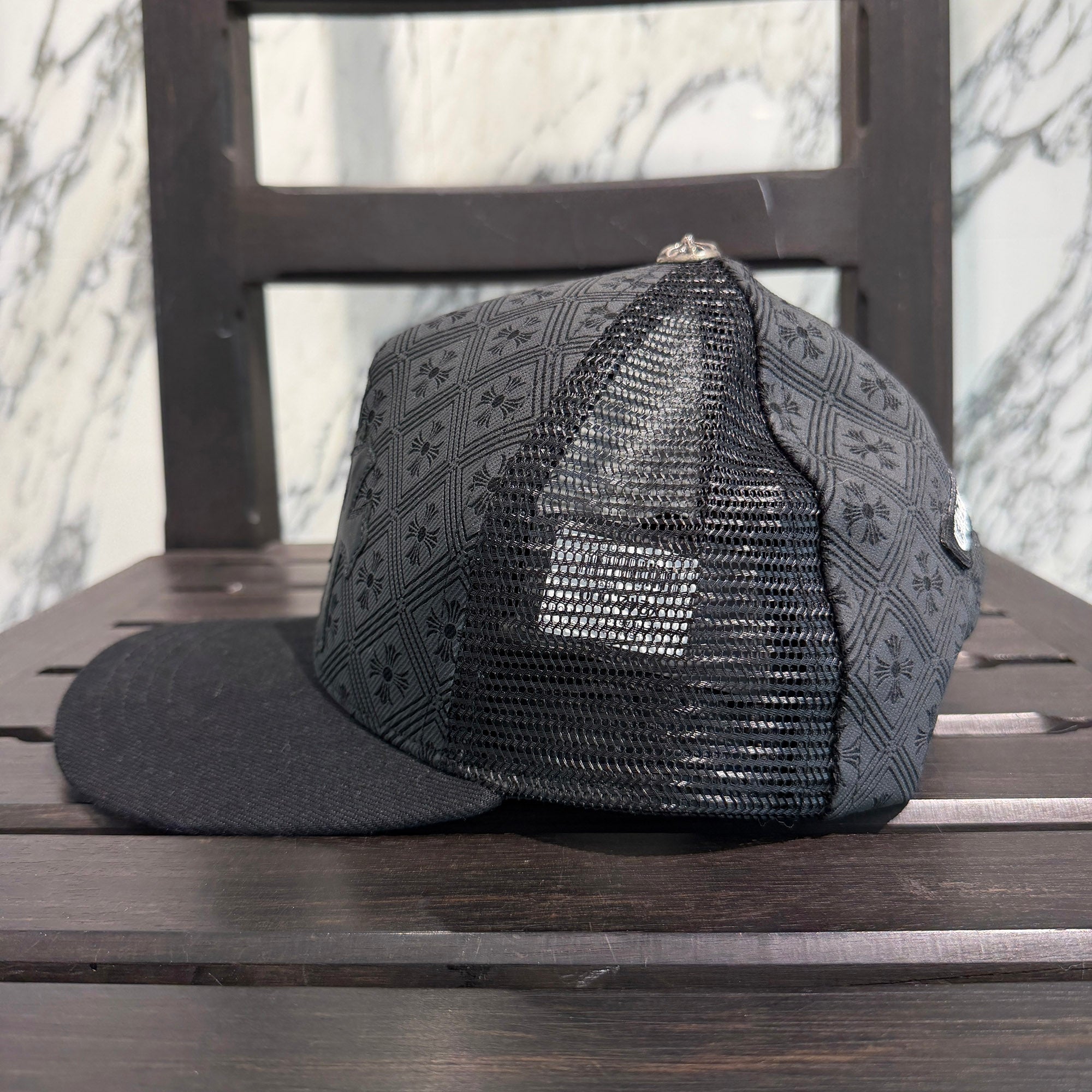 CHROME HEARTS Triple Cross Leather Patch CH Plus Trucker Cap Size ONE SIZE (53-60) クロムハーツ トリプルクロス レザーパッチ CHプラス トラッカーキャップ サイズONE SIZE (53-60)