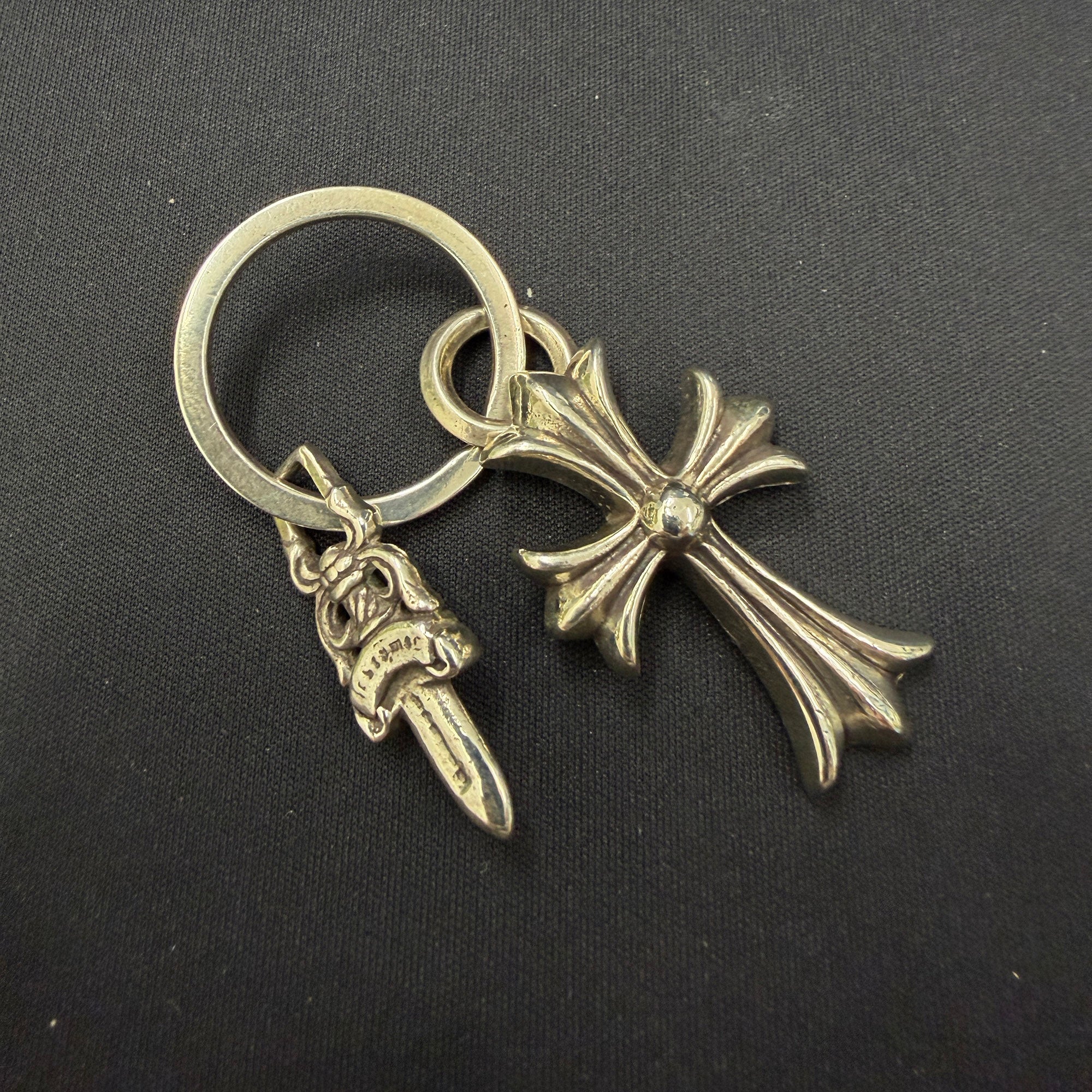 CHROME HEARTS Small CH Cross Pendant Key Ring With Dagger クロムハーツ スモール CHクロス ペンダント キーリング ウィズ ダガー