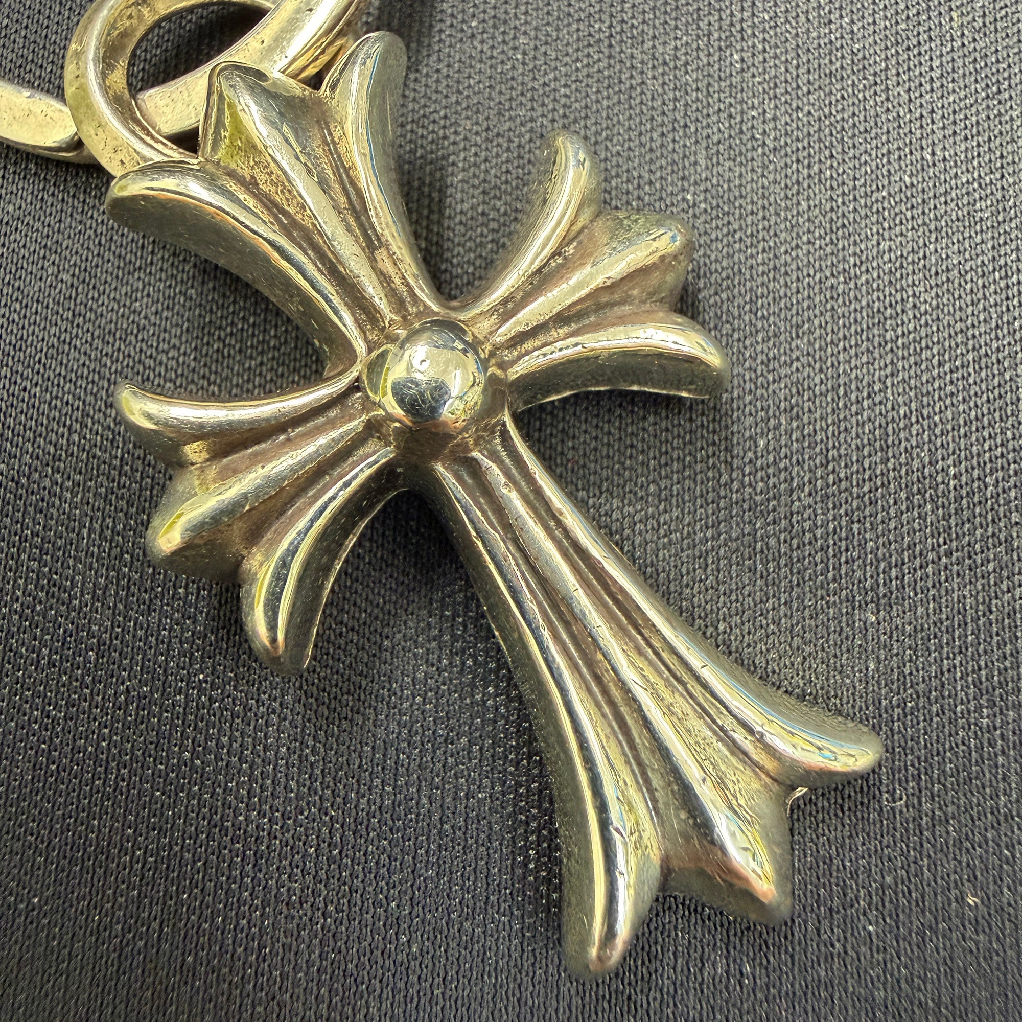 CHROME HEARTS Small CH Cross Pendant Key Ring With Dagger クロムハーツ スモール CHクロス ペンダント キーリング ウィズ ダガー