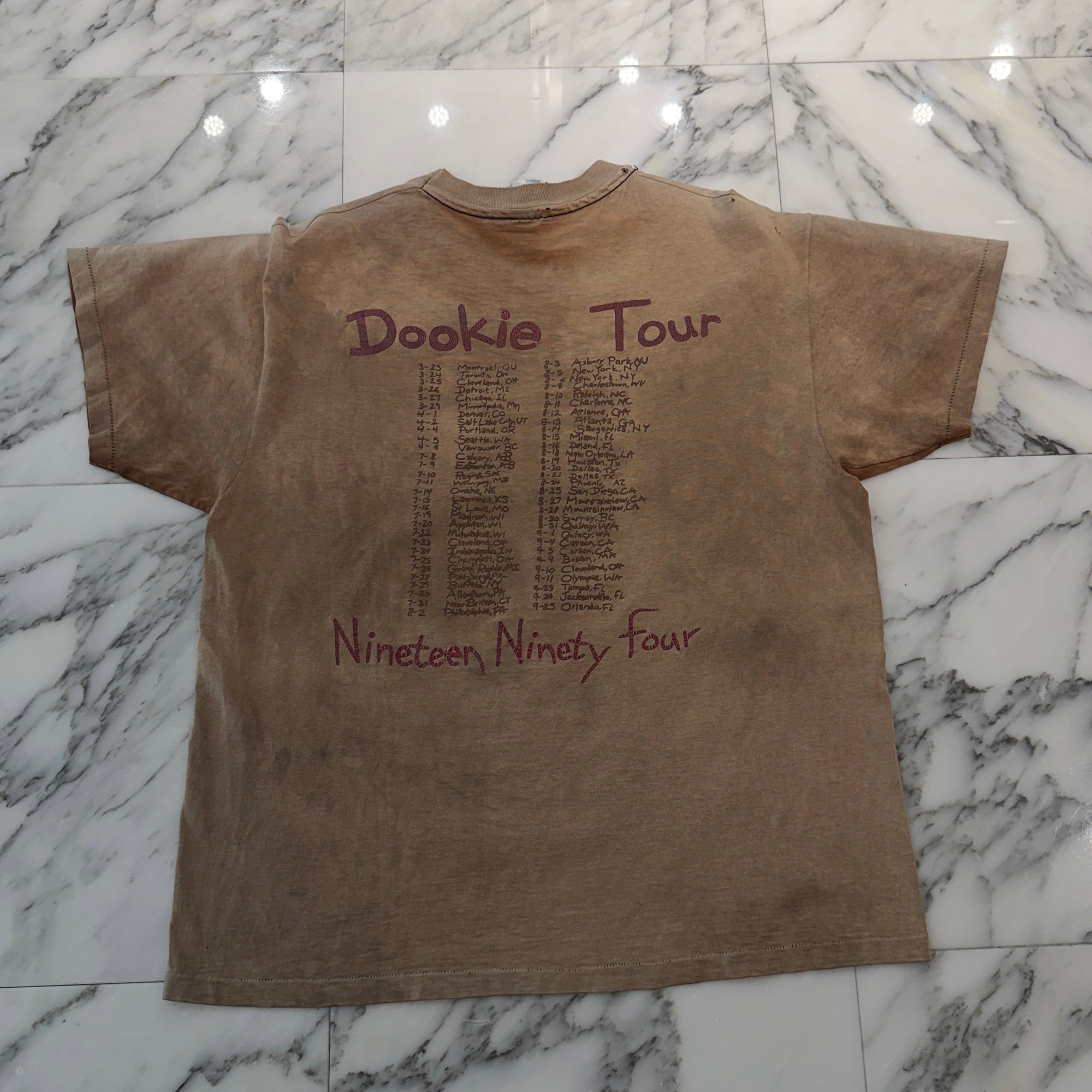 Vintage 90's Green Day "DOOKIE TOUR NINETEEN NINETY FOUR" 1994 Hanes S/S Tee Size XL ヴィンテージ 90's グリーン・デイ "ドゥーキー・ツアー・ナインティーン・ナインティ・フォー" ヘインズ社製 Tシャツ サイズXL