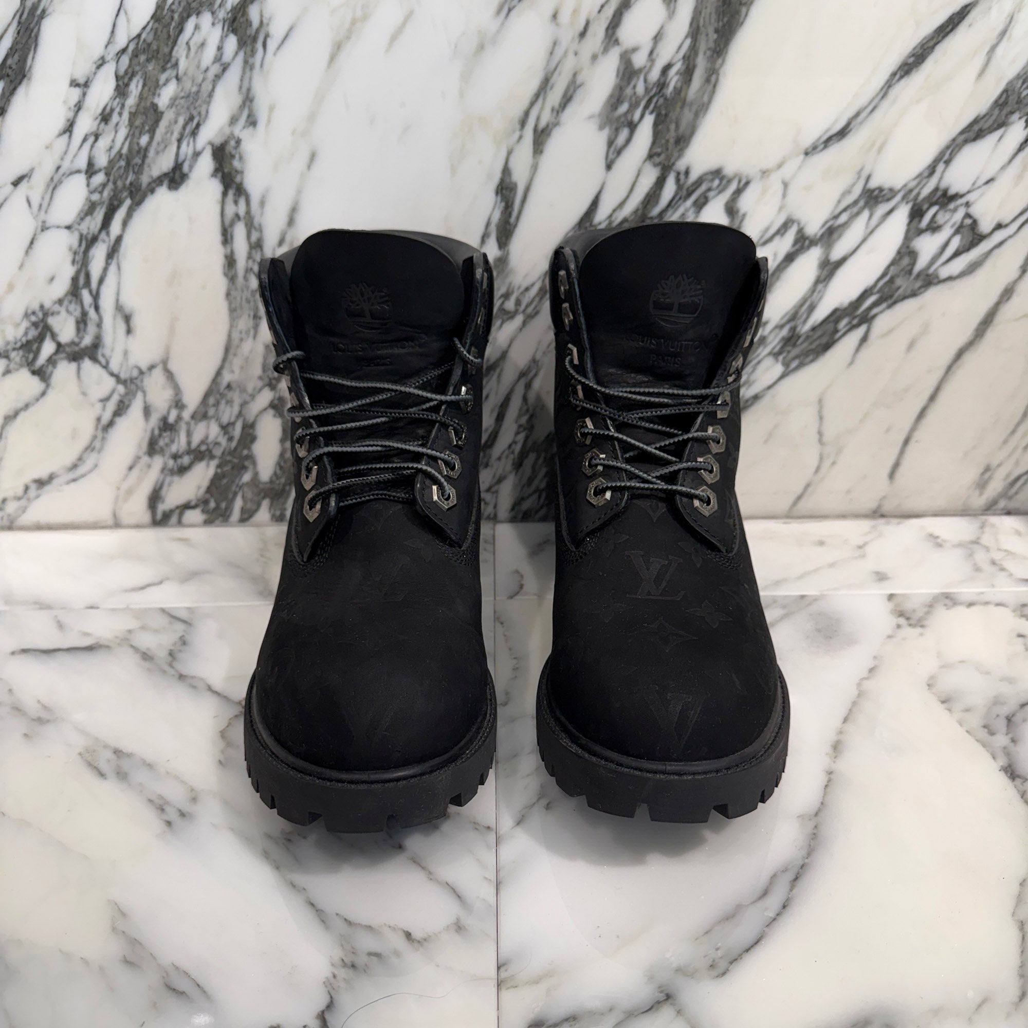 LOUIS VUITTON × Timberland 2024AW Embossed Monogram Ankle Boots 1AD73H Size 7（約26.0cm）ルイヴィトン × ティンバーランド エンボスモノグラム アンクルブーツ サイズ7（約26.0cm）