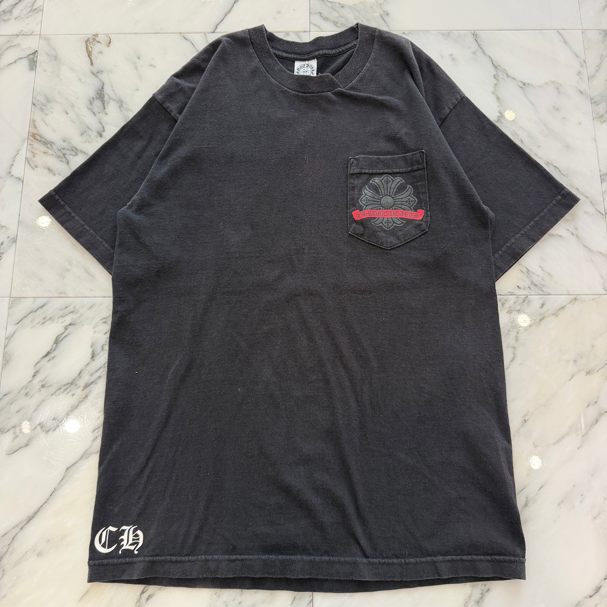 CHROME HEARTS CH Plus Scroll Red Horseshoe Tee Size L クロムハーツ CHプラス スクロール レッド ホースシュー Tシャツ サイズL