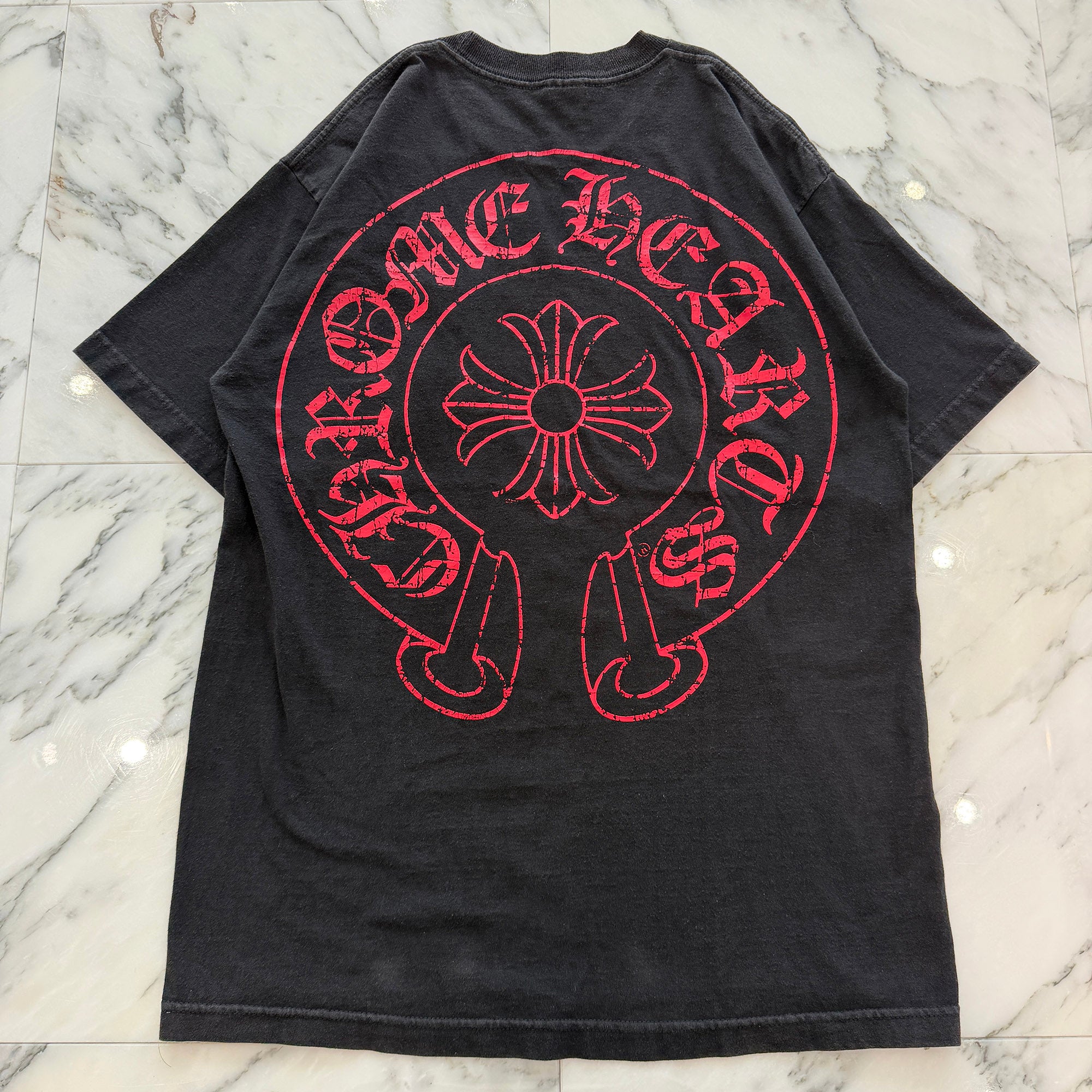 CHROME HEARTS CH Plus Scroll Red Horseshoe Tee Size L クロムハーツ CHプラス スクロール レッド ホースシュー Tシャツ サイズL