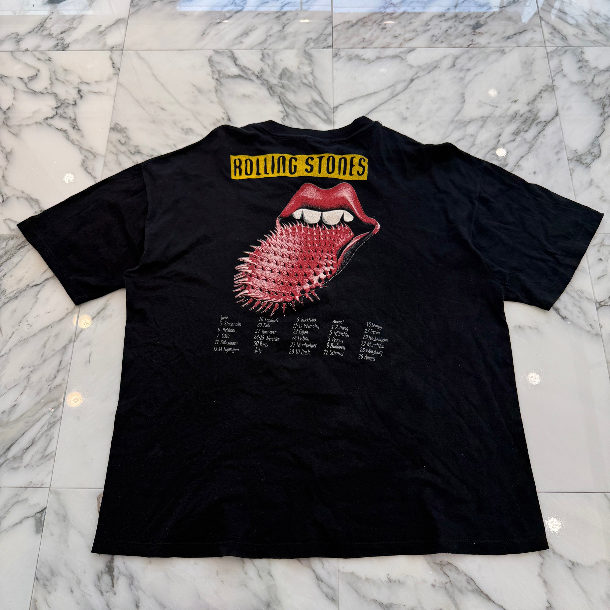 Vintage 90's The Rolling Stones "VOODOO LOUNGE BACK SPIKE TONGUE" Hanes S/S Tee Size XL ヴィンテージ 90's ローリング・ストーンズ "ブードゥー・ラウンジ・バック・スパイク・タング" ヘインズ社製 Tシャツ サイズXL