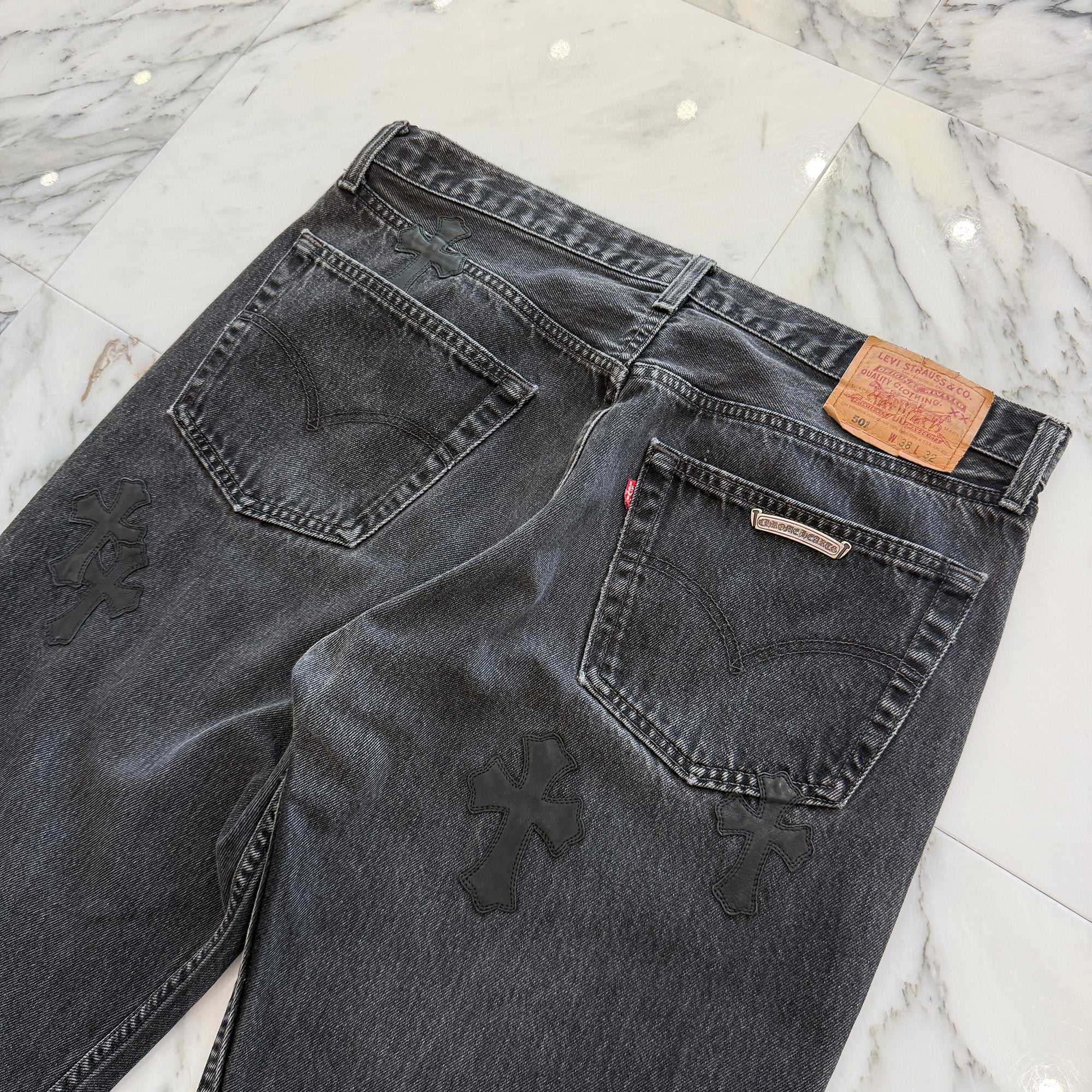 CHROME HEARTS × Levi's 501 VNTG Leather Cross Patch Denim Pants Size 36 クロムハーツ × リーバイス 501 ヴィンテージ レザークロスパッチ デニムパンツ サイズ36
