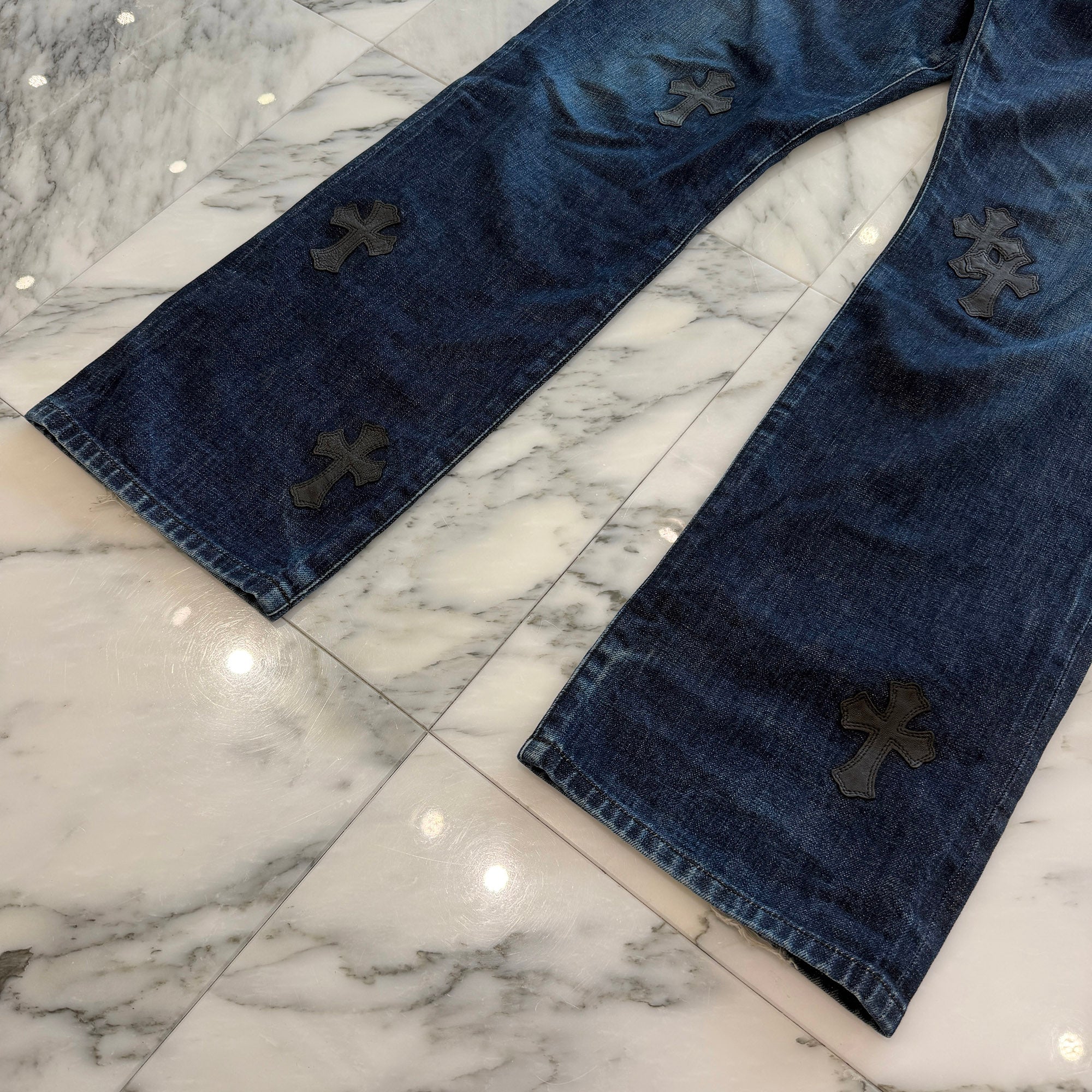 CHROME HEARTS Leather Cross Patch Cross Ball Button Denim Pants Size 36 クロムハーツ レザークロスパッチ クロスボールボタン デニムパンツ サイズ36