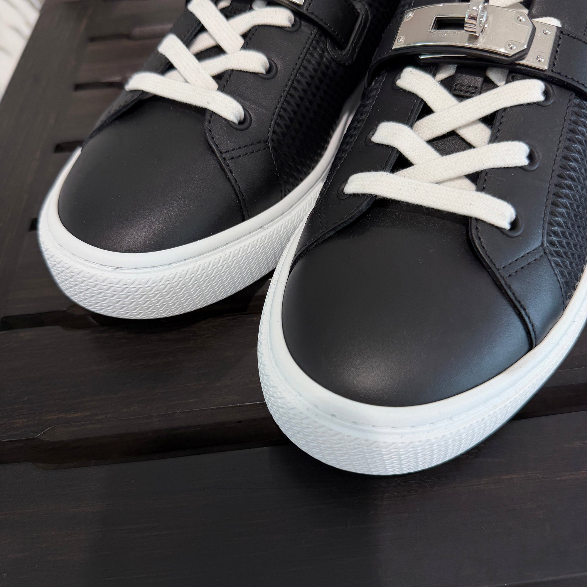 HERMES Sneakers "DAY" H262855ZH01390 Size 42.5 (約27.0cm～27.5cm) エルメス スニーカー "デイ" ノワール サイズ42.5 (約27.0cm～27.5cm)