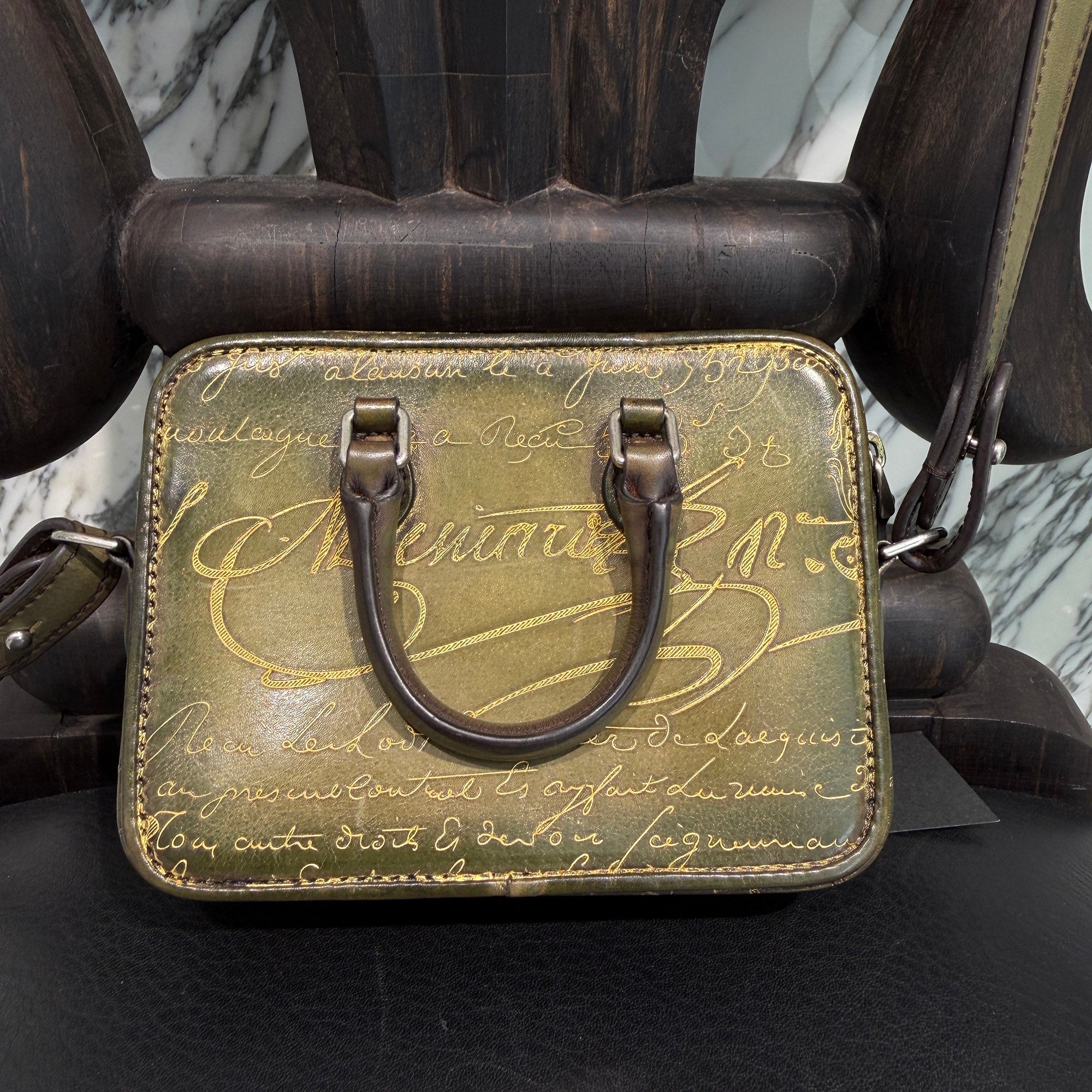 Berluti Un Jour Nano Scritto Leather Shoulder Pouch ベルルッティ アンジュール ナノ スクリットレザー ショルダーポーチ