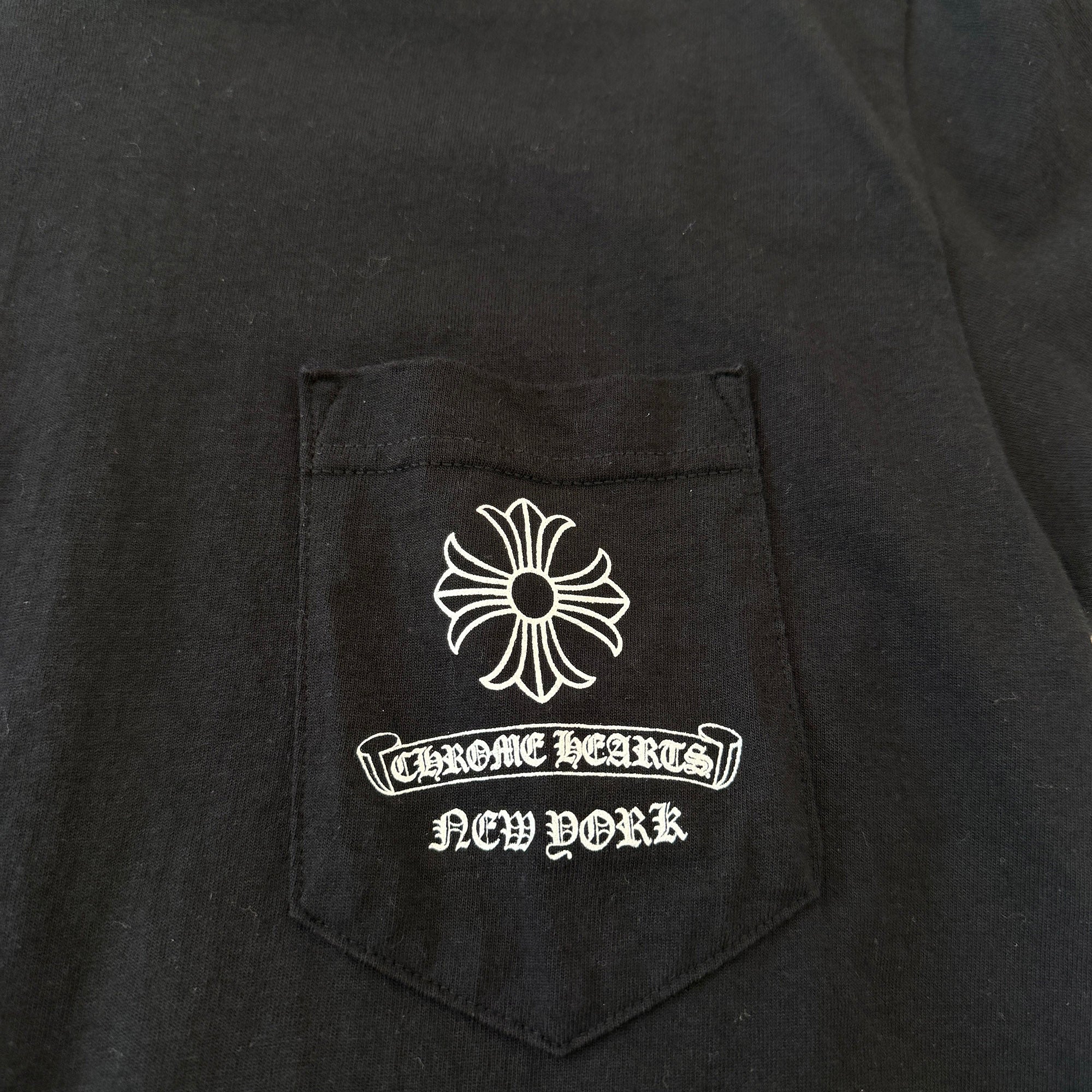 CHROME HEARTS New York Limited Back CH Plus Print Tee Size L クロムハーツ ニューヨーク限定 バック CHプラス プリント Tシャツ サイズL