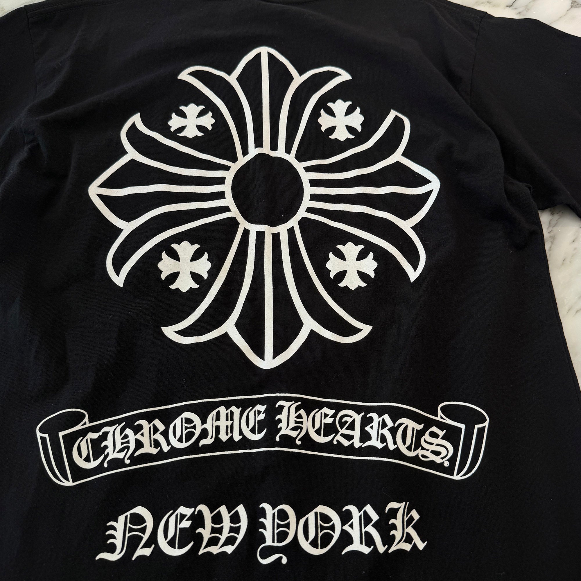 CHROME HEARTS New York Limited Back CH Plus Print Tee Size L クロムハーツ ニューヨーク限定 バック CHプラス プリント Tシャツ サイズL