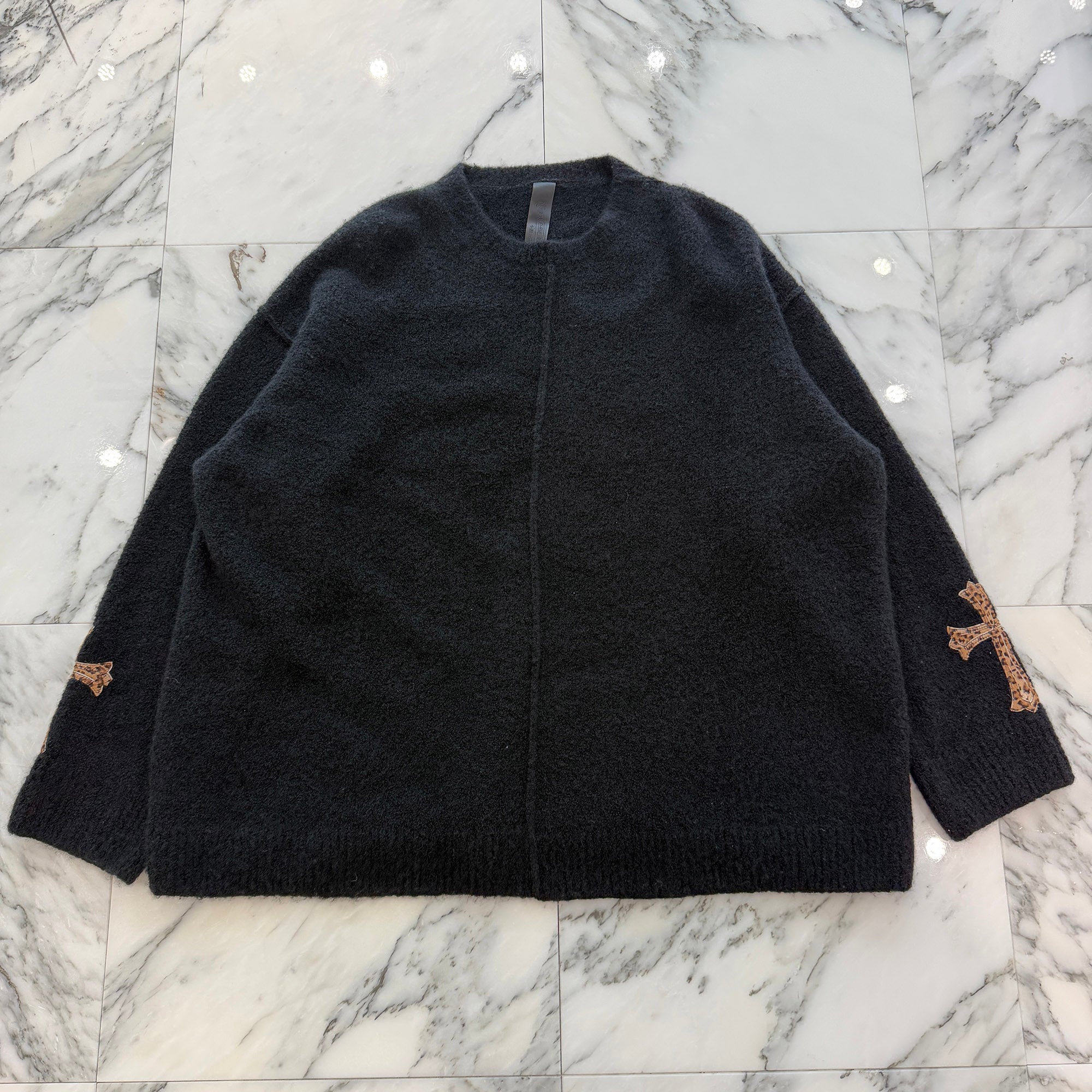CHROME HEARTS Y NOT Leopard Harako Leather Cross Patch Cashmere Knit Sweater Size M クロムハーツ ワイノット レオパード ハラコレザー クロスパッチ カシミヤ ニットセーター サイズM
