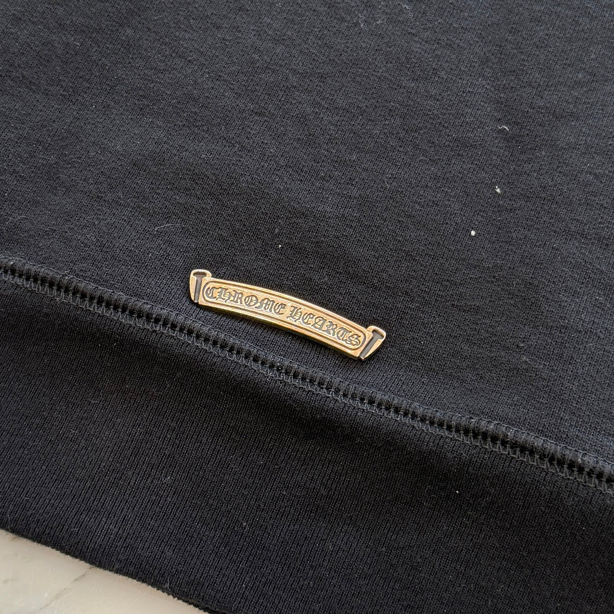 CHROME HEARTS Y NOT Cemetery Cross Leather Patch Half Zip Sweatshirt Size L クロムハーツ ワイノット セメタリークロス レザーパッチ ハーフジップ スウェットシャツ サイズL