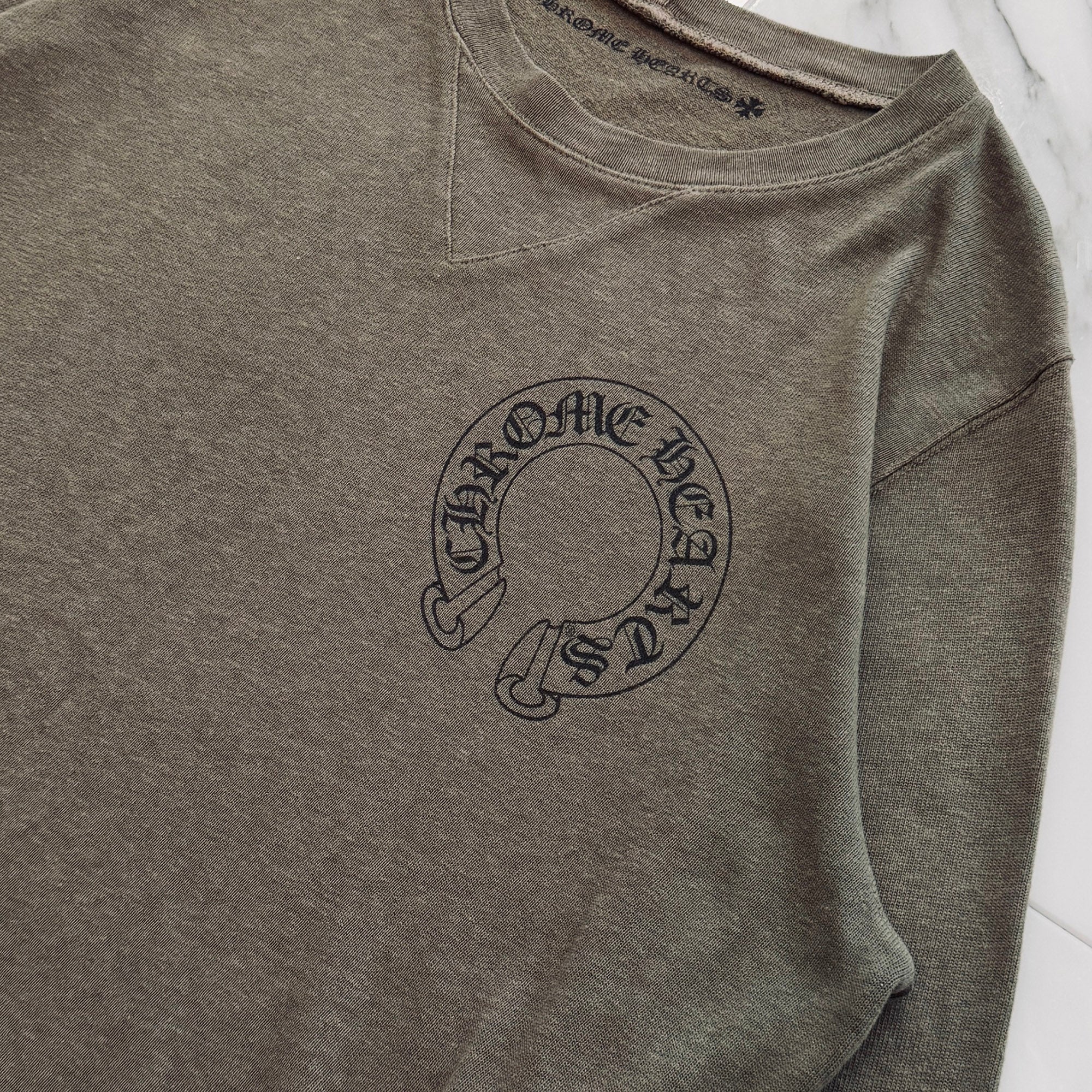 CHROME HEARTS Back Cemetery Cross Horseshoe Print Sweat Shirt Size S クロムハーツ バックセメタリークロス ホースシュープリント スウェットシャツ サイズS