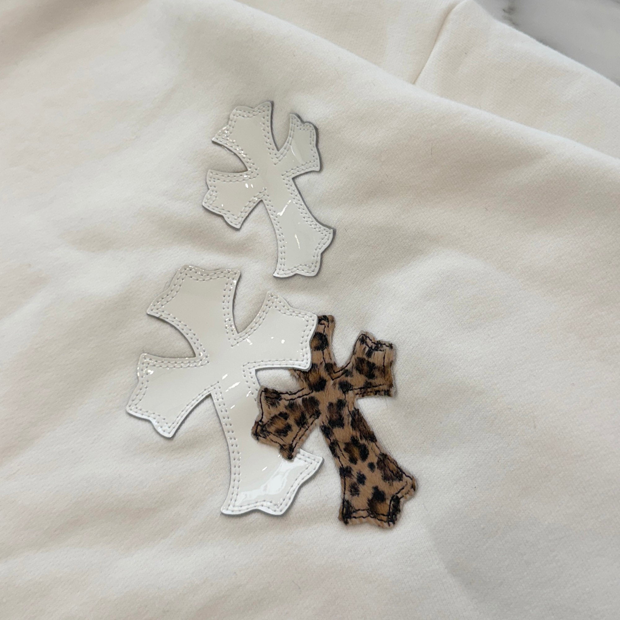 CHROME HEARTS Y NOT Multi Leather Cross Patch Half Zip Sweatshirt Size L クロムハーツ ワイノット マルチレザークロスパッチ ハーフジップ スウェットシャツ サイズL