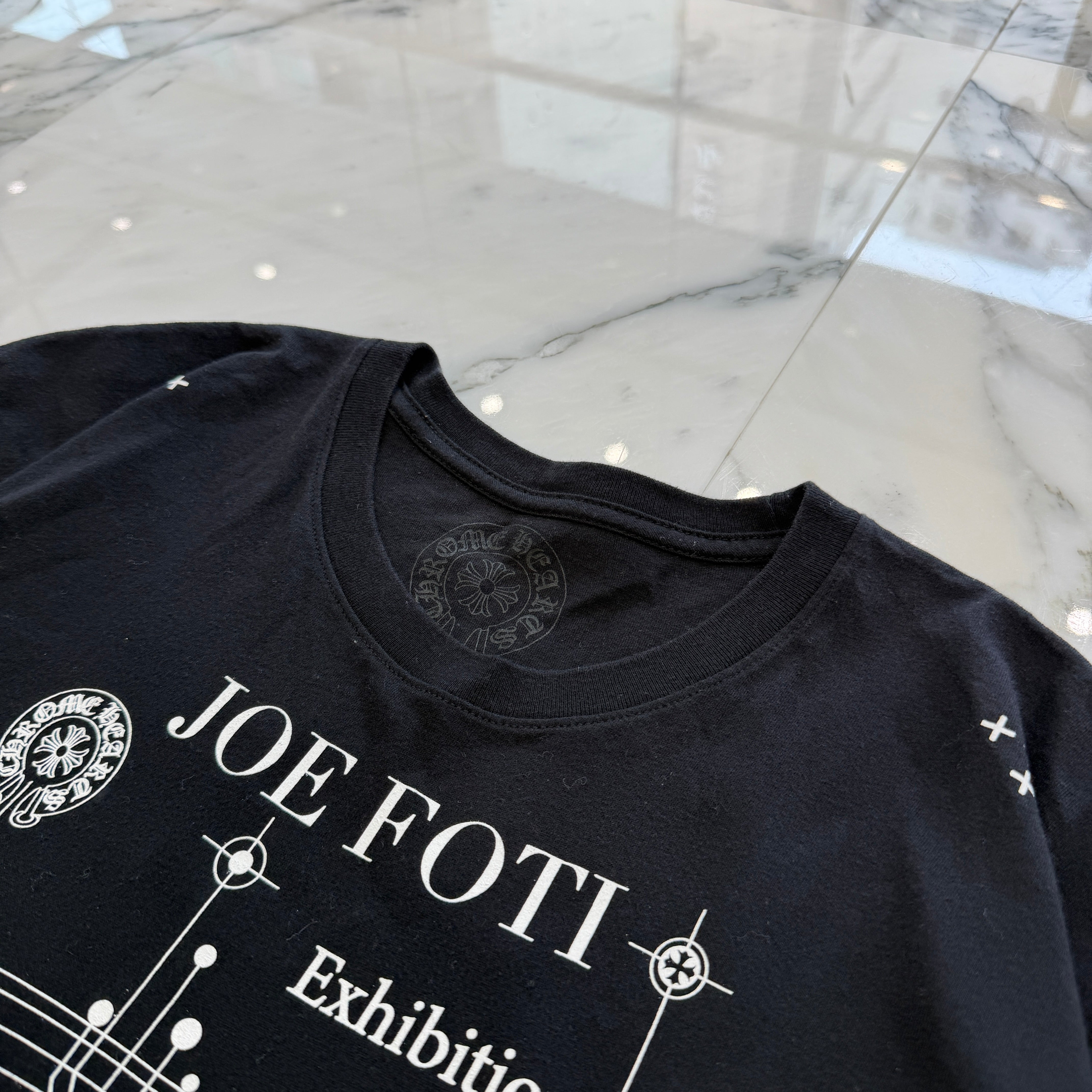 CHROME HEARTS 2022SS JOE FOTI Limited Exhibition Graphic Print Tee Size L クロムハーツ ジョーフォティ リミテッド エキシビジョン グラフィック プリント Tシャツ サイズL