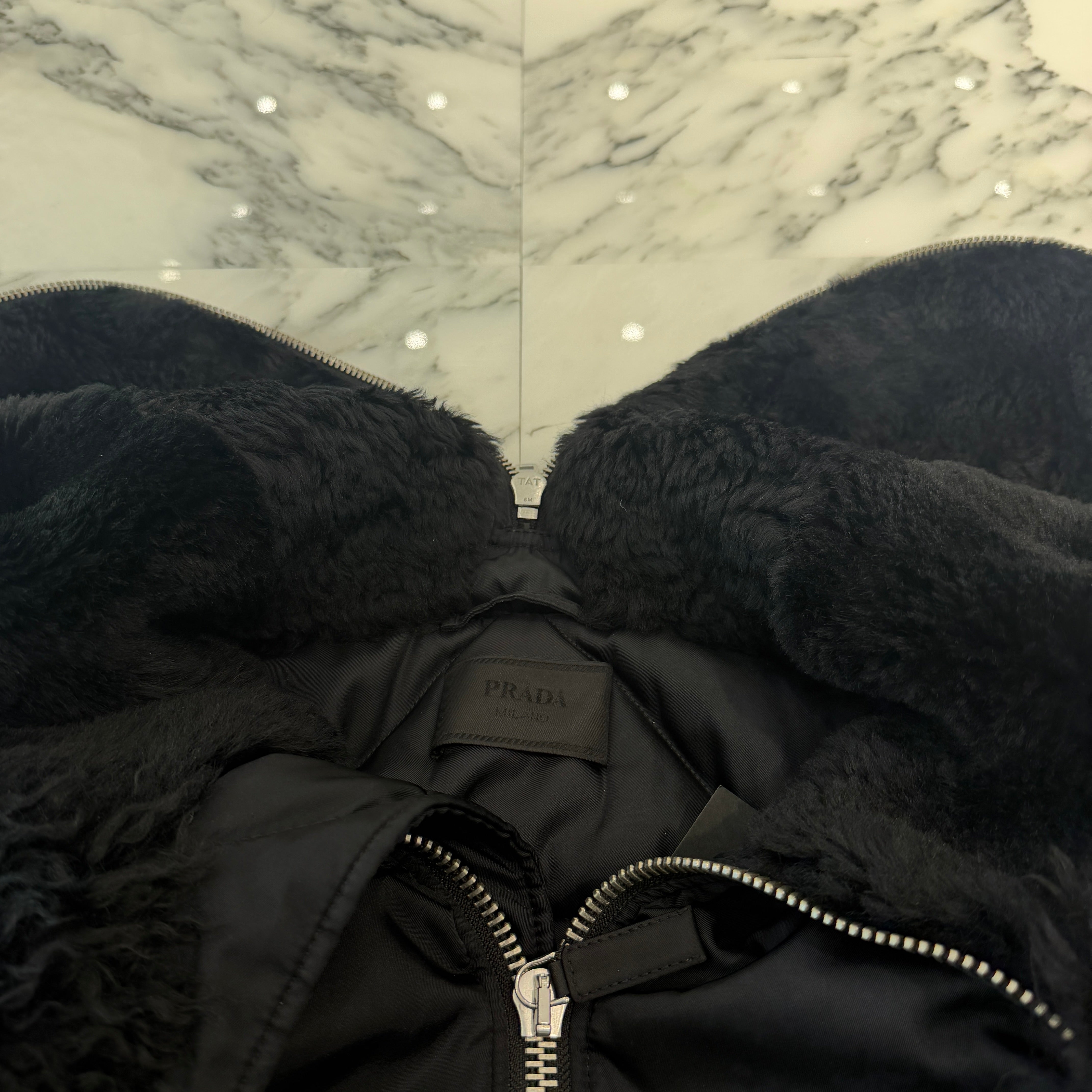 PRADA 2022AW Re-Nylon Fur Trimmed Hoodie Bomber Jacket SGC148 S222 1WQ8 Size XS プラダ リ ナイロン ファーフード ボンバージャケット サイズXS