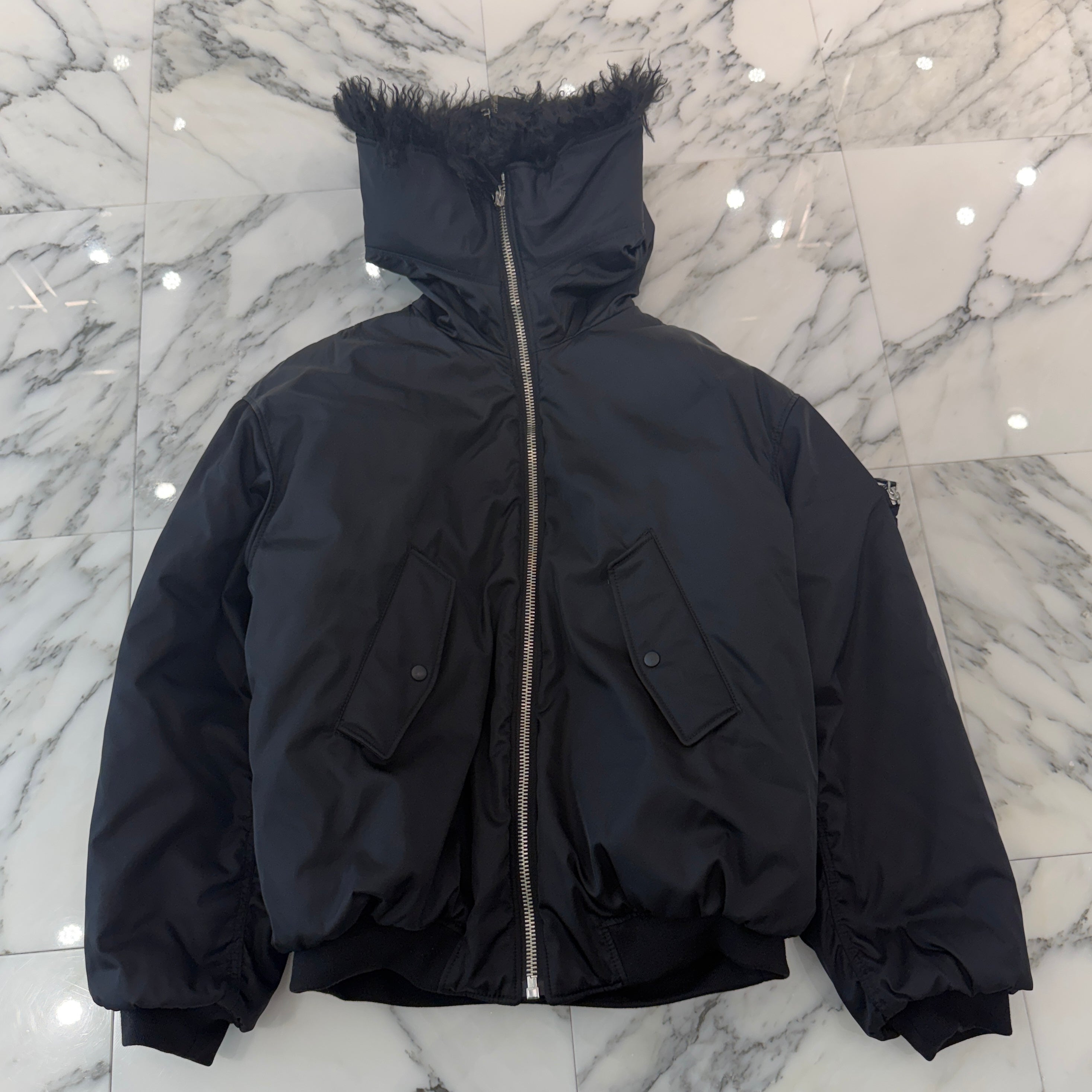 PRADA 2022AW Re-Nylon Fur Trimmed Hoodie Bomber Jacket SGC148 S222 1WQ8 Size XS プラダ リ ナイロン ファーフード ボンバージャケット サイズXS
