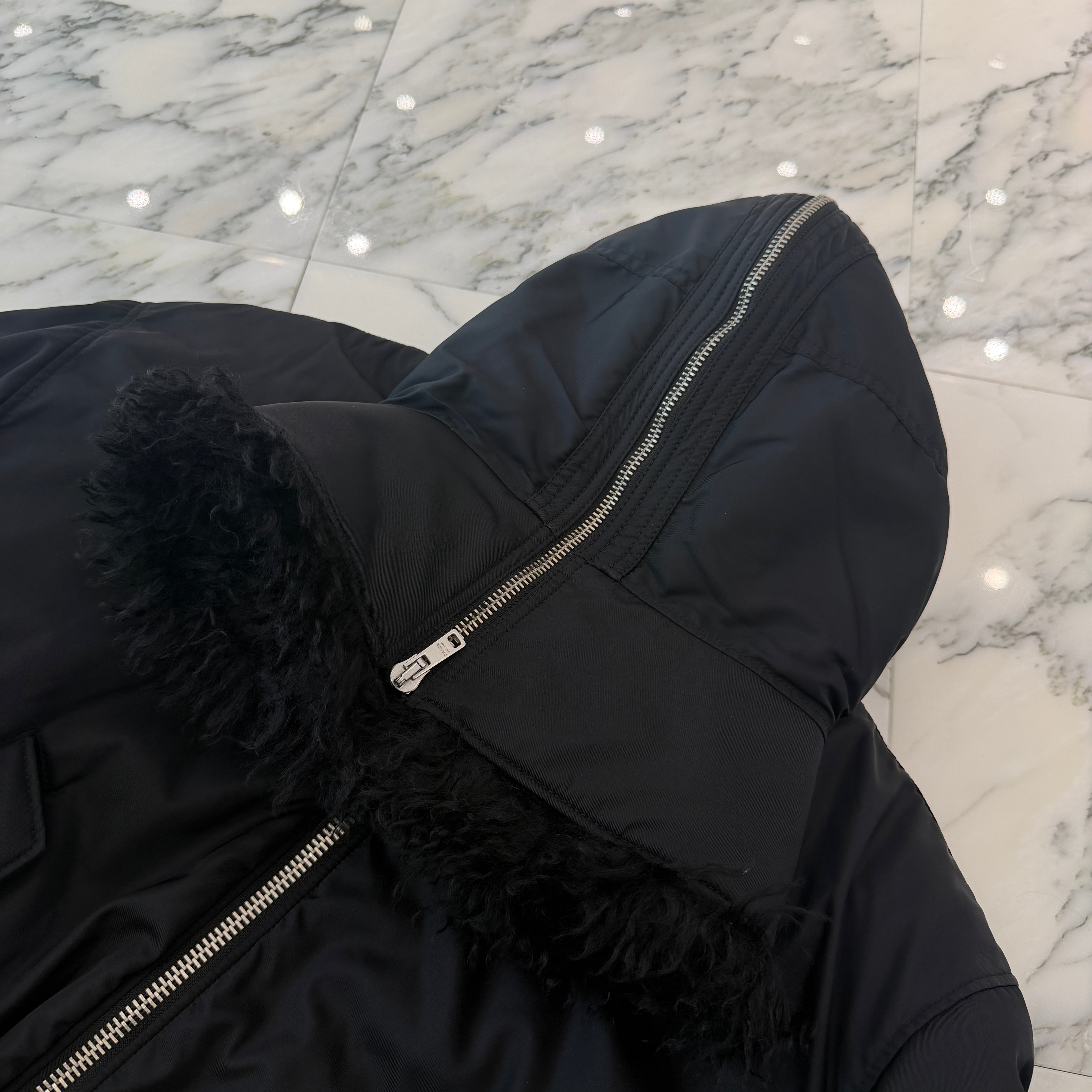 PRADA 2022AW Re-Nylon Fur Trimmed Hoodie Bomber Jacket SGC148 S222 1WQ8 Size XS プラダ リ ナイロン ファーフード ボンバージャケット サイズXS