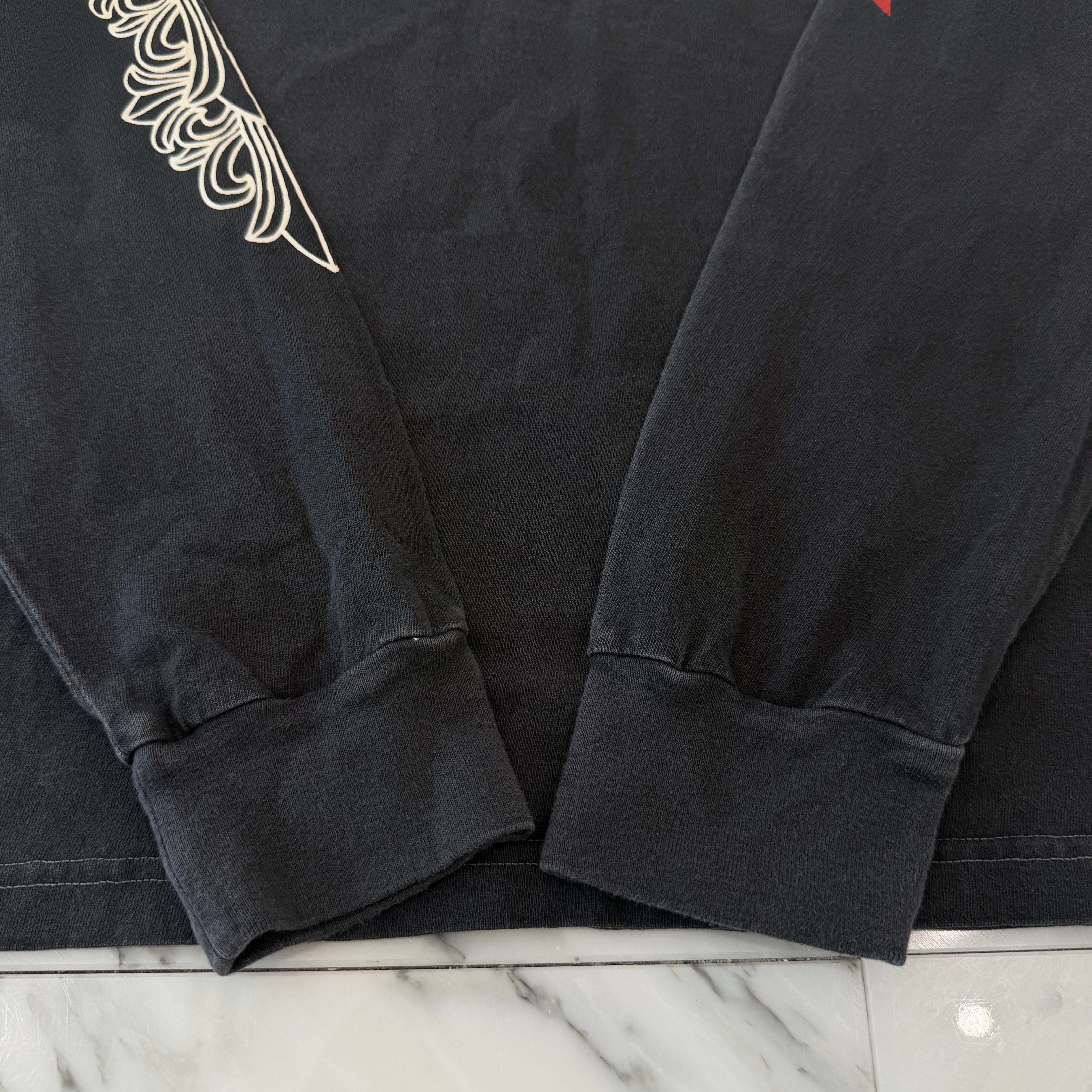 CHROME HEARTS × GULF " INTELLECTUAL GALLERY" 15th anniversary Back Horseshoe Floral Cross Long Sleeve Tee Size L クロムハーツ×ガルフ "インテレクチュアル ギャラリー" バック ホースシュー フローラルクロス ロングスリーブTシャツ サイズL
