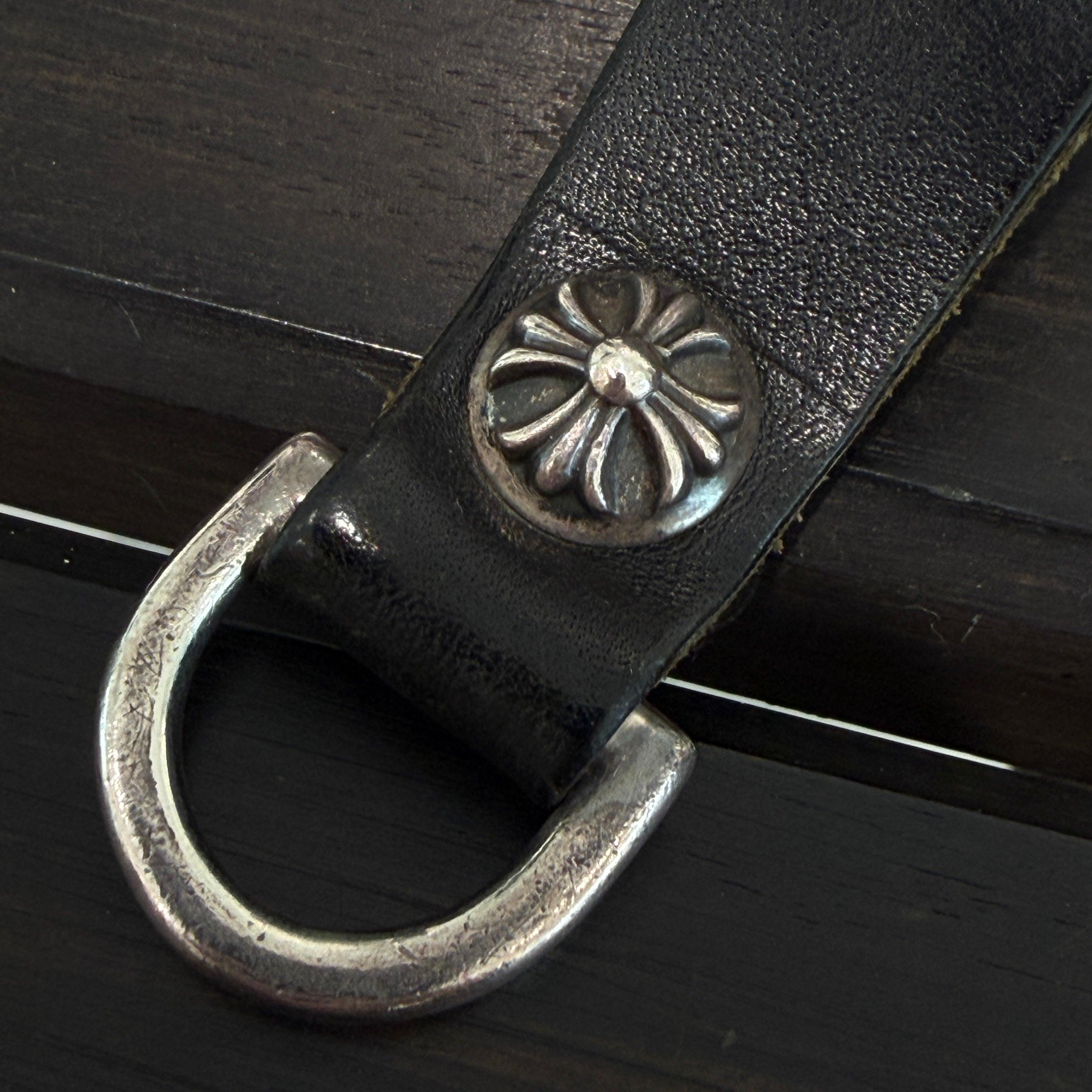 CHROME HEARTS Cross Ball Button Leather Belt Loop クロムハーツ クロスボールボタン レザー ベルトループ