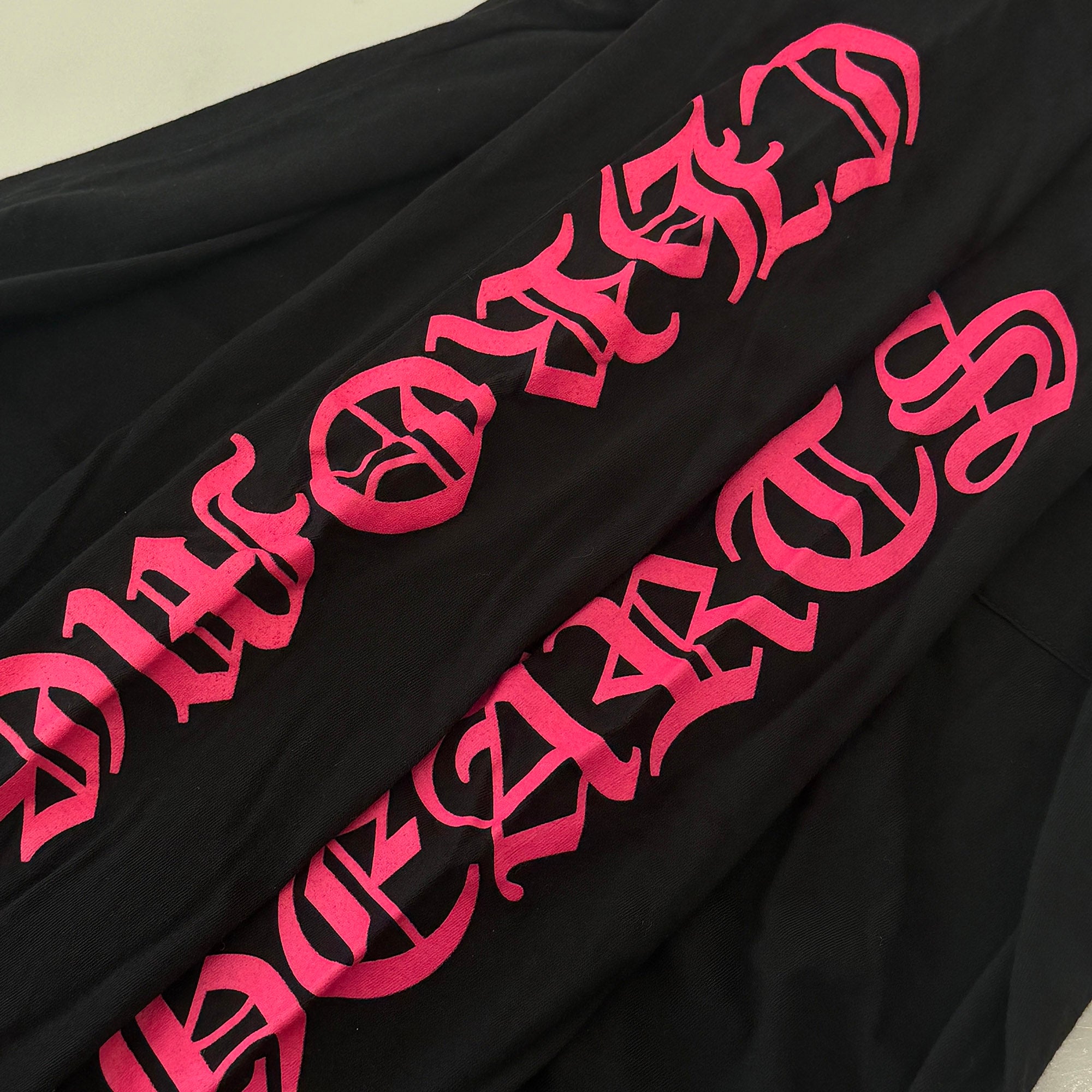 CHROME HEARTS 2025AW Old English Neck Logo Long Sleeve Tee Size S クロムハーツ ネックロゴ ロングスリーブ Tシャツ サイズS