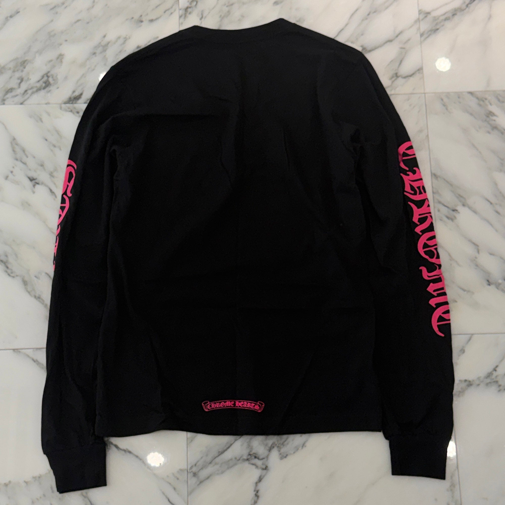 CHROME HEARTS 2025AW Old English Neck Logo Long Sleeve Tee Size S クロムハーツ ネックロゴ ロングスリーブ Tシャツ サイズS