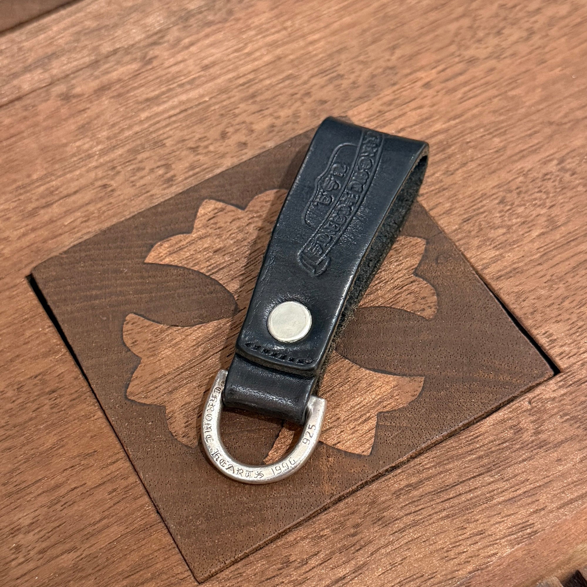 CHROME HEARTS Cross Ball Button Leather Belt Loop クロムハーツ クロスボールボタン レザー ベルトループ