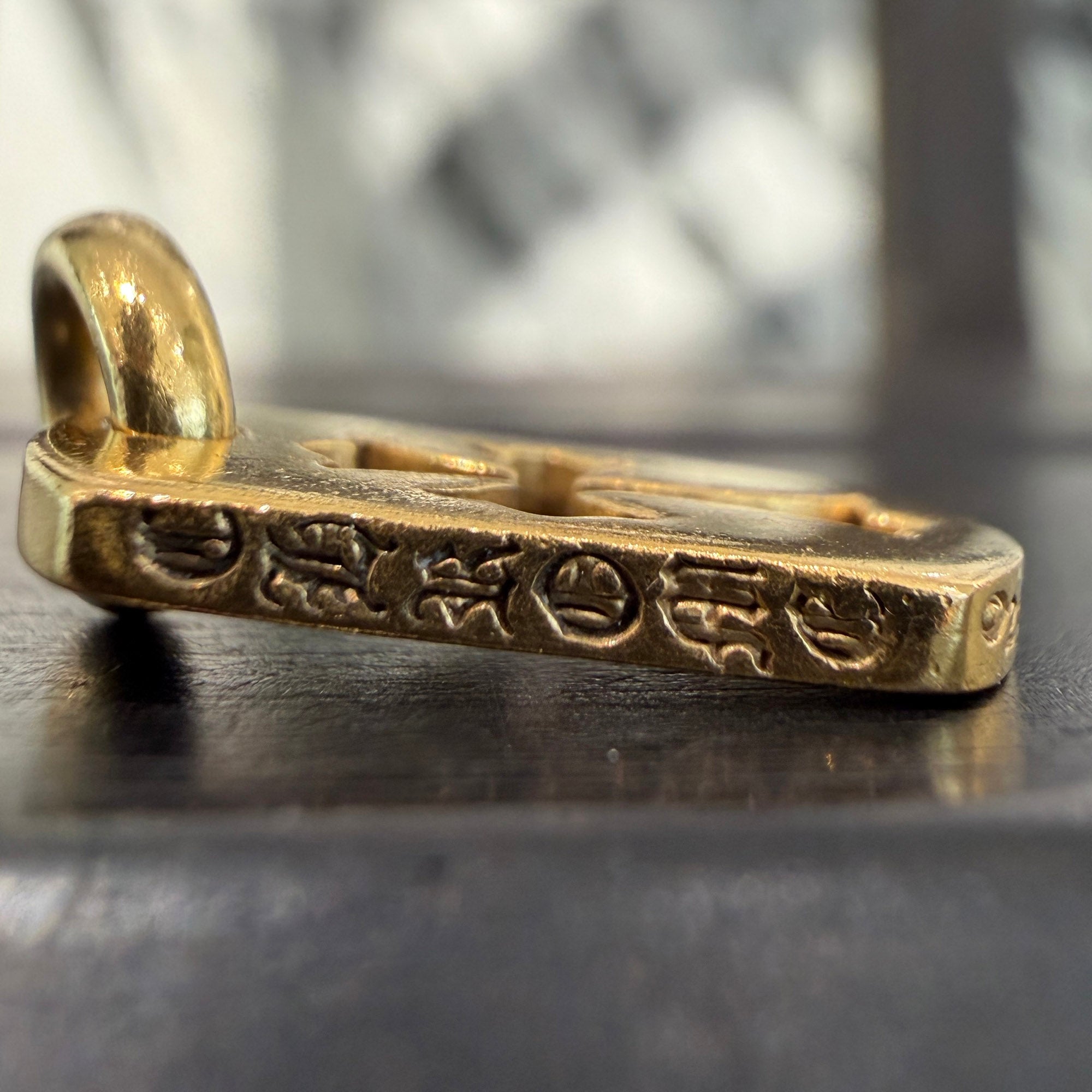 CHROME HEARTS 22K Tiny Cut Out Cross Dock Tag Charm クロムハーツ 22K タイニー カットアウトクロス ドッグタグ チャーム