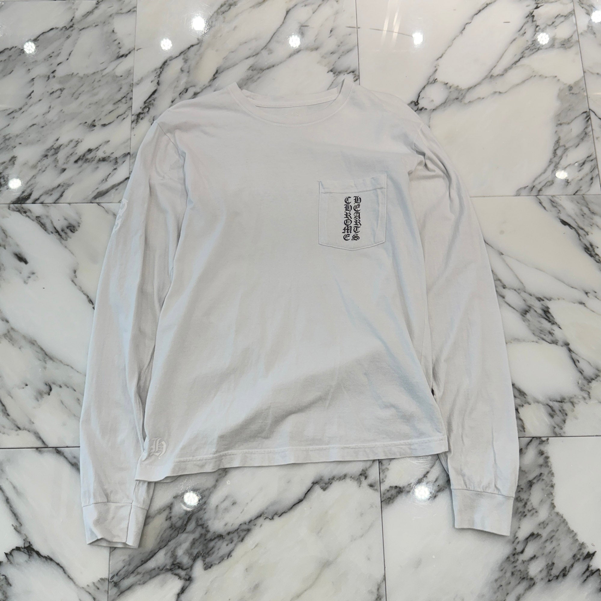 CHROME HEARTS Back Cemetery Cross Scroll Logo Long Sleeve Tee Size M クロムハーツ バック セメタリークロス スクロールロゴ ロングスリーブTシャツ サイズM
