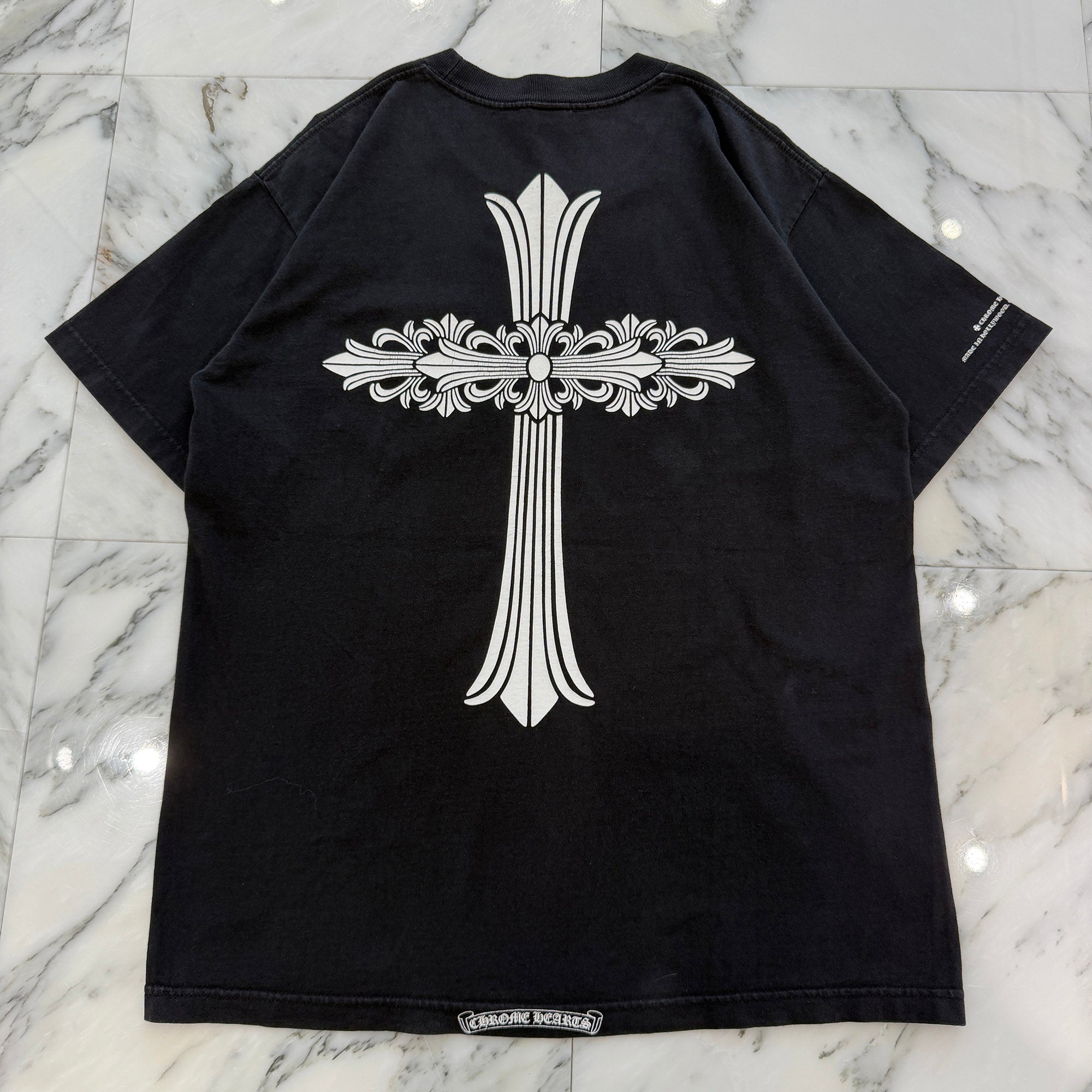 CHROME HEARTS Made In Hollywood Back Floral Cross Vertical Logo Tee Size L クロムハーツ メイド イン ハリウッド バック フローラルクロス ヴァーティカルロゴTシャツ サイズL